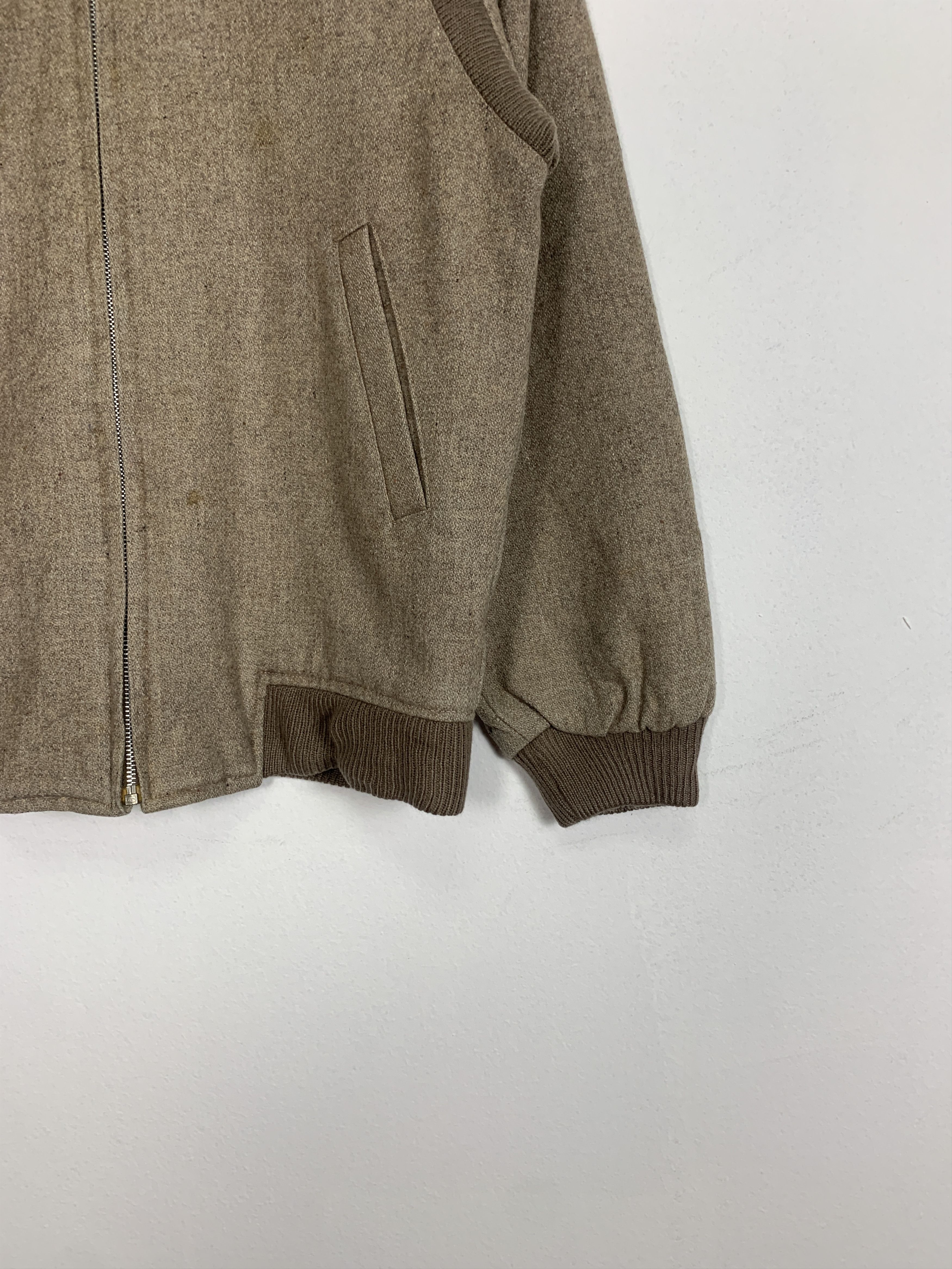 Japanese Brand Vintage Levin Zip Up Bombers Jacket J0860 Size US S / EU 44-46 / 1 - 4 Thumbnail