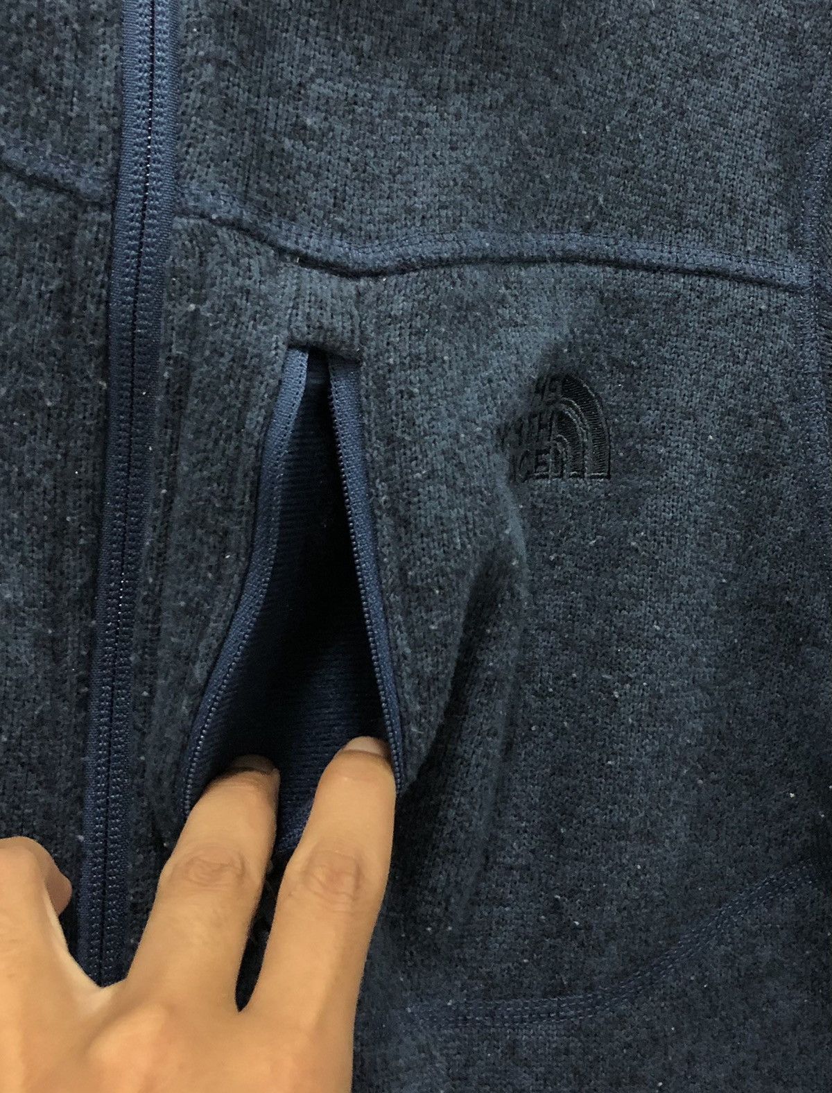 The North Face RARE VINTAGE THE NORTH FACE ZIPPER SWEATER FLECCE Size US S / EU 44-46 / 1 - 4 Thumbnail