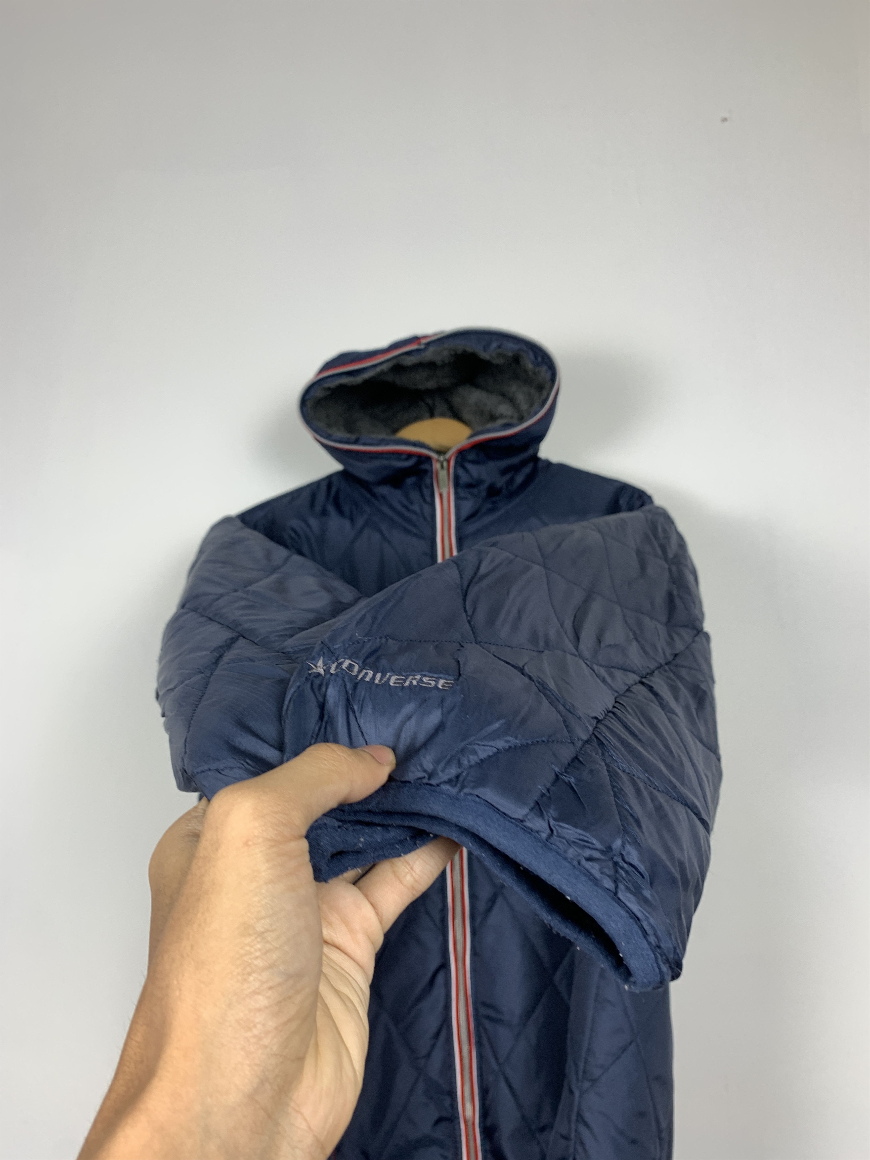 Converse Vintage CONVERSE Zip Up Quilted hoodie Jacket J1460 Size US XL / EU 56 / 4 - 5 Thumbnail