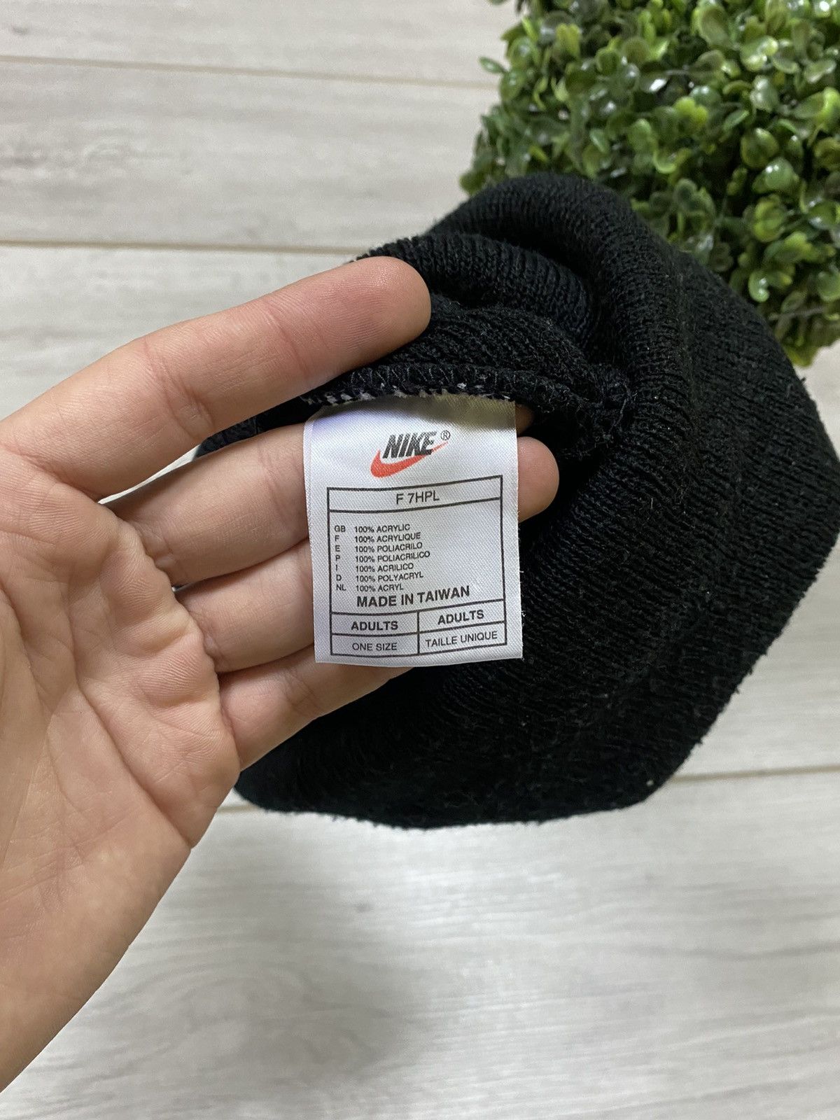 Nike Nike vintage beanie hat swoosh 90s Size ONE SIZE - 2 Thumbnail