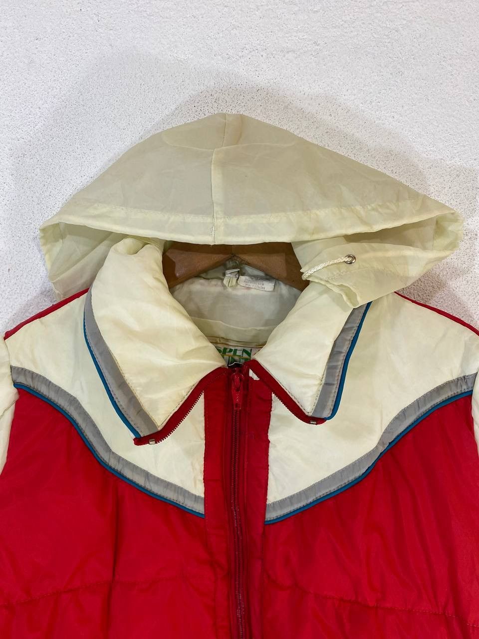 Vintage Vintage Aspen Country Skiwear Retro Puffer Jacket Size US L / EU 52-54 / 3 - 4 Thumbnail