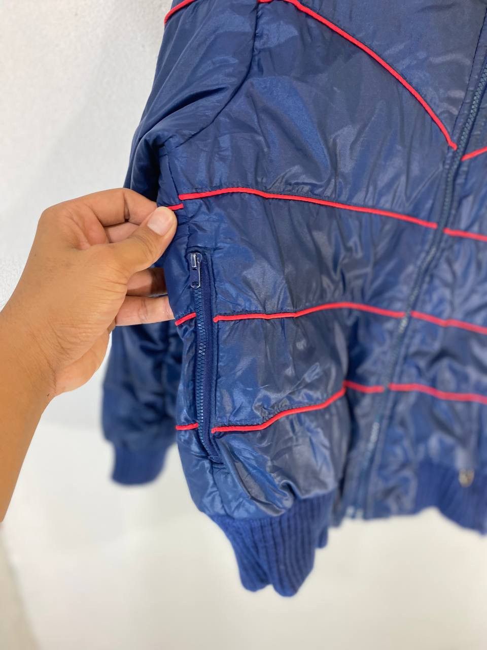 Vintage Vintage 80s Skiwear Retro Puffer Jacket Nice Design Size US M / EU 48-50 / 2 - 5 Thumbnail