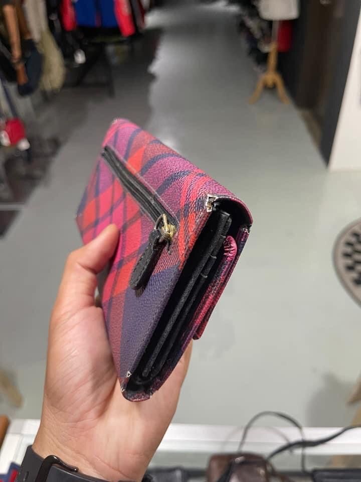 Vivienne Westwood Authentic Vivienne Westwood Clutchbag / Vivienne Purse Walet Size ONE SIZE - 17 Thumbnail