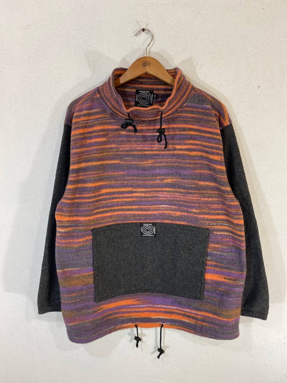 Japanese Brand Japanese Brand nice design sweater Size US XL / EU 56 / 4 - 1 Thumbnail