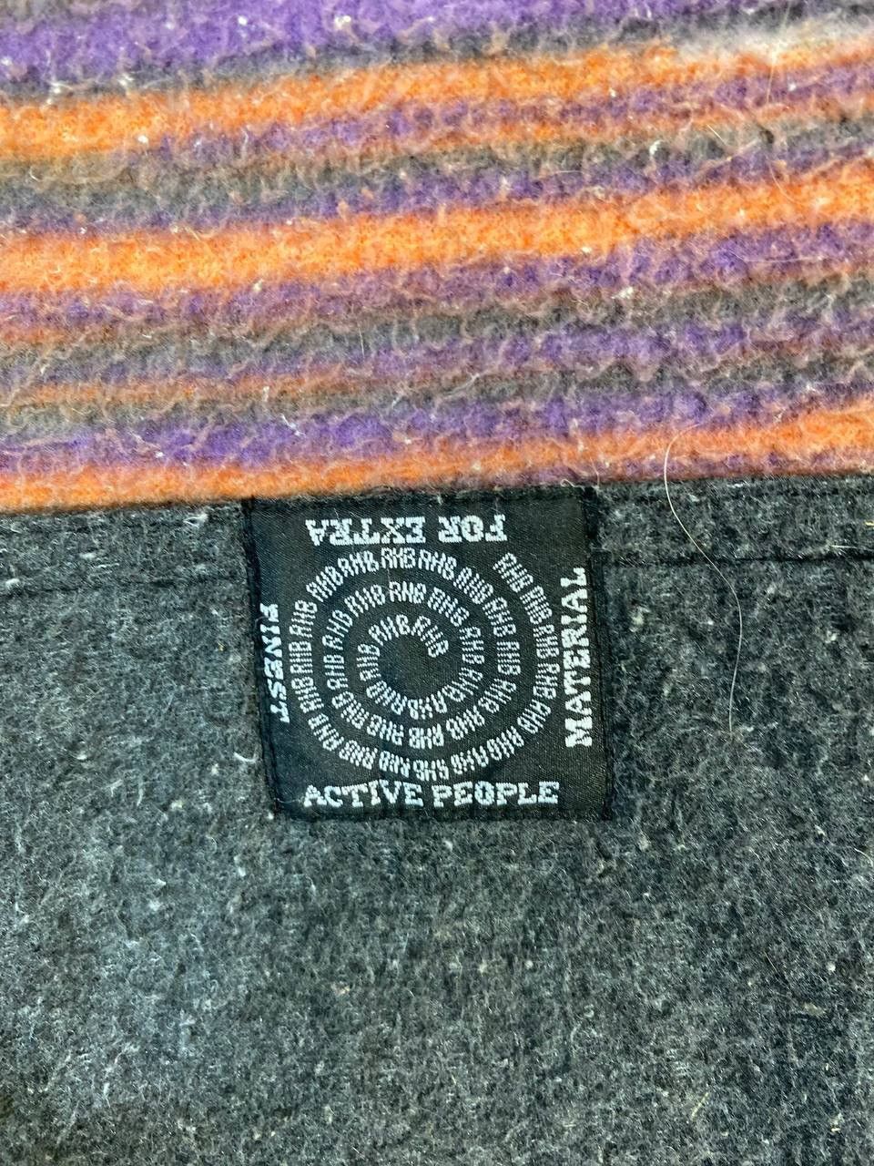 Japanese Brand Japanese Brand nice design sweater Size US XL / EU 56 / 4 - 7 Thumbnail