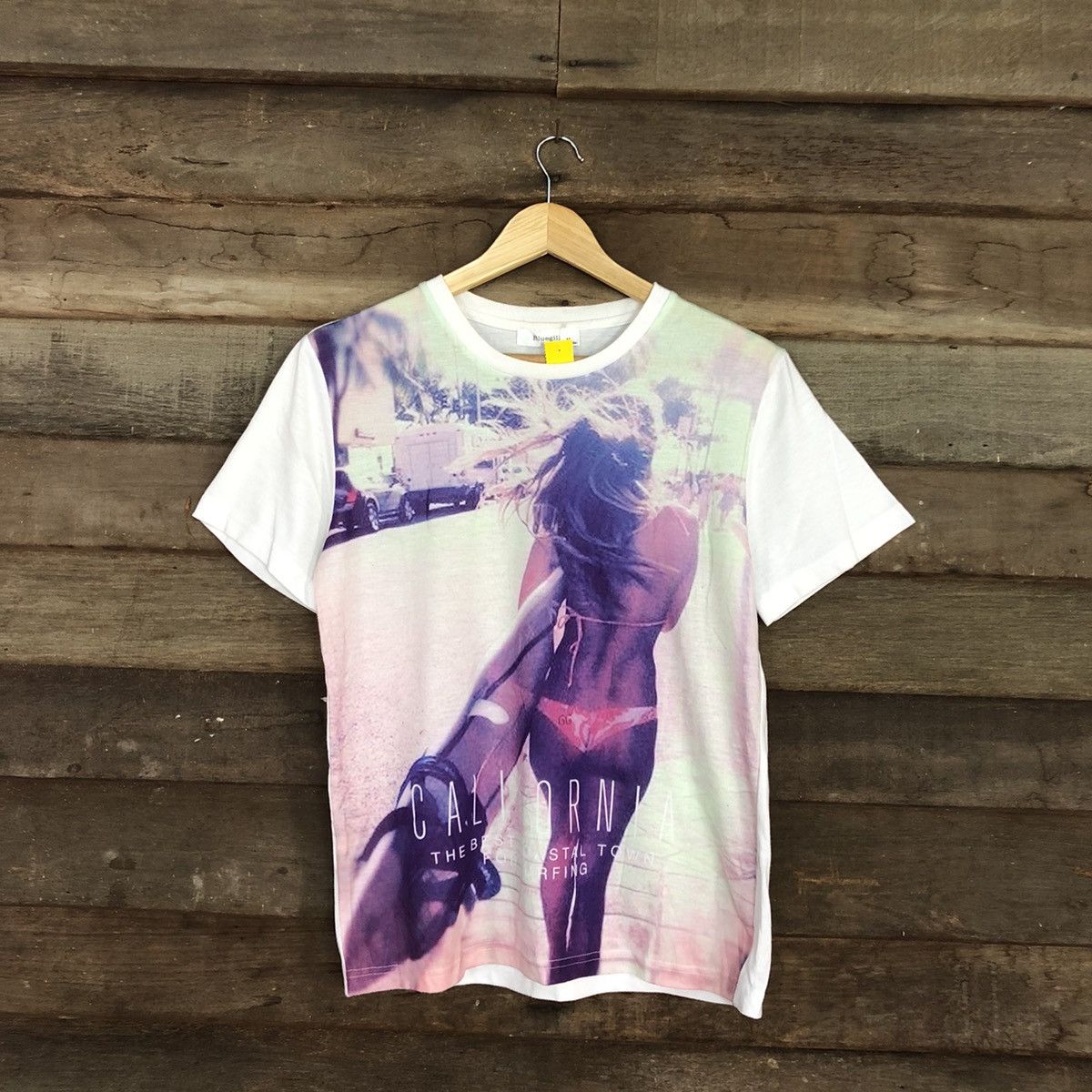 Japanese Brand Bluegill surf girl White Short Sleeve Shirt #3853 Size US S / EU 44-46 / 1 - 1 Thumbnail