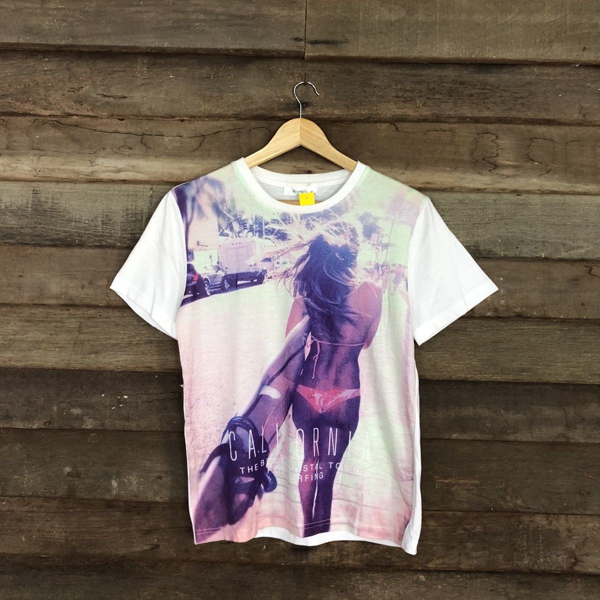Japanese Brand Bluegill surf girl White Short Sleeve Shirt #3853 Size US S / EU 44-46 / 1 - 3 Thumbnail