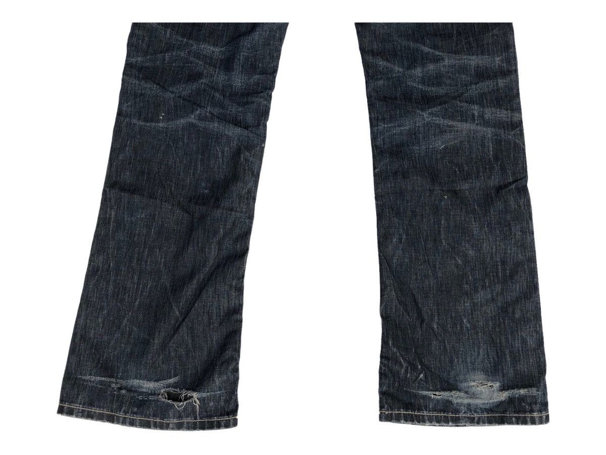 Guess 🔥Guess Distressed Flare Jeans 🔥 Size US 33 - 7 Thumbnail