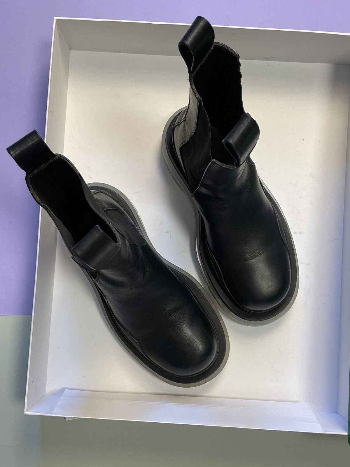 Bottega Veneta Bottega Veneta Chelsea Lug Boots Size US 10 / IT 40 - 7 Thumbnail