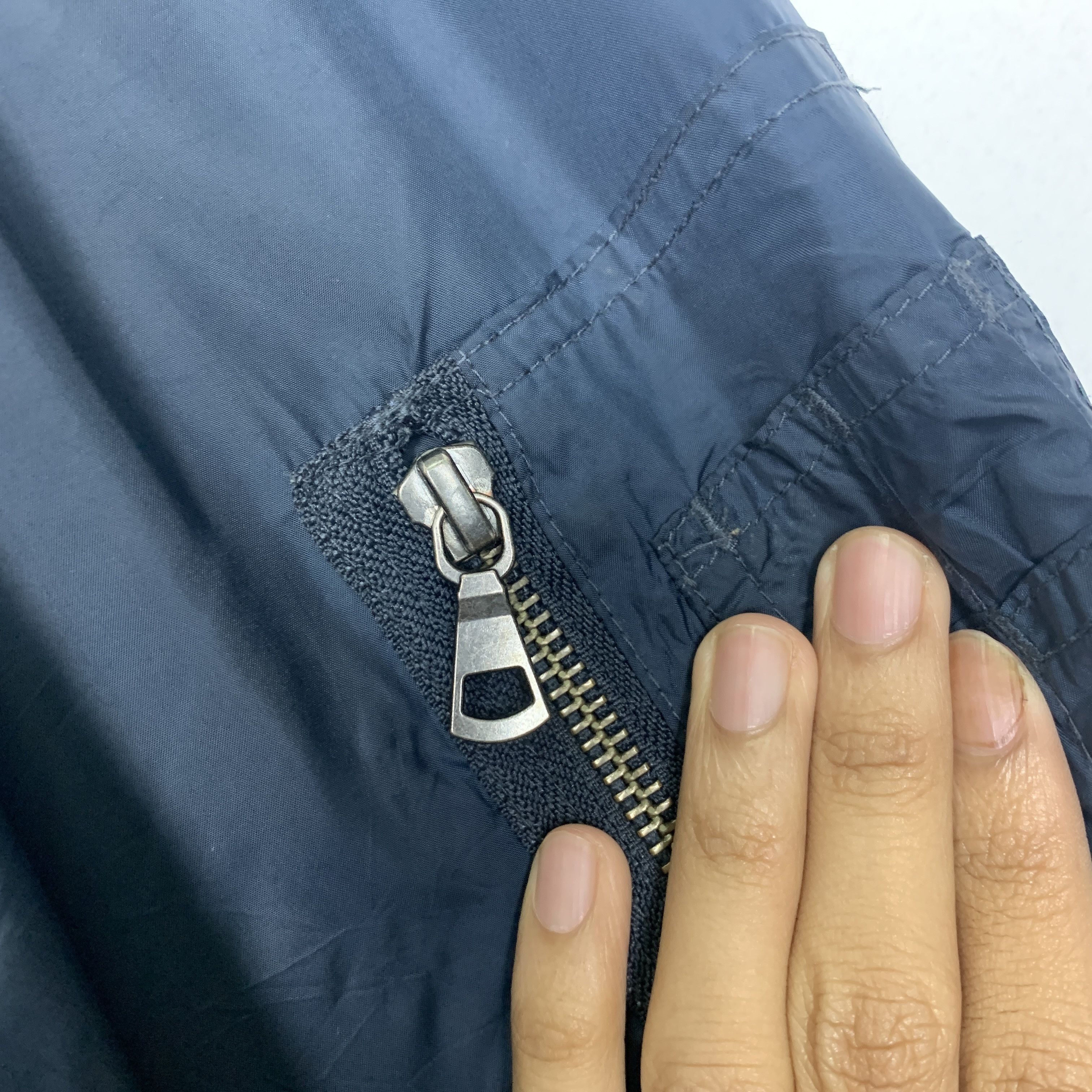 Uniqlo Vintage UNIQLO Bomber Airforce Style Jacket J0812 Size US S / EU 44-46 / 1 - 7 Thumbnail