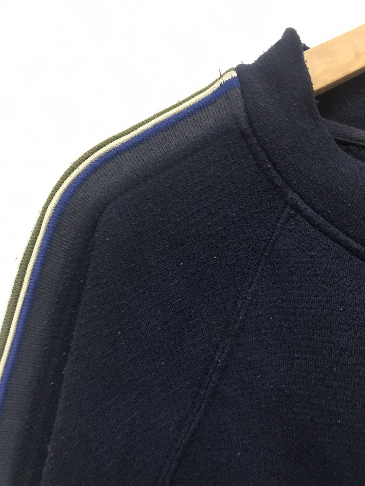 Vintage Vintage Ucla University Sweatshirt Crewneck Small Logo Size US L / EU 52-54 / 3 - 3 Thumbnail