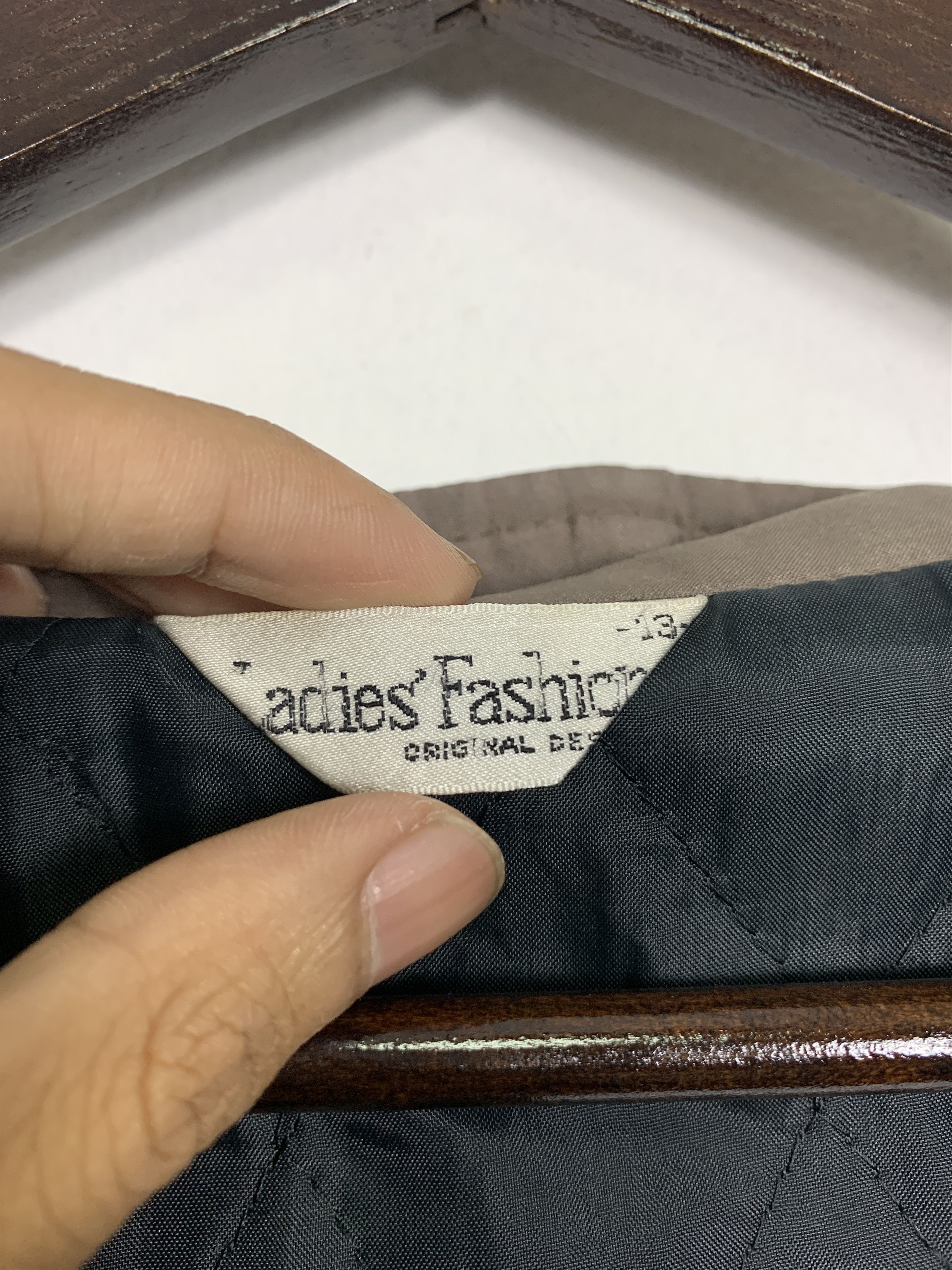 Japanese Brand Vintage JAPANESE BRAND Quilted LIning Button Up Jacket J0872 Size US S / EU 44-46 / 1 - 10 Thumbnail