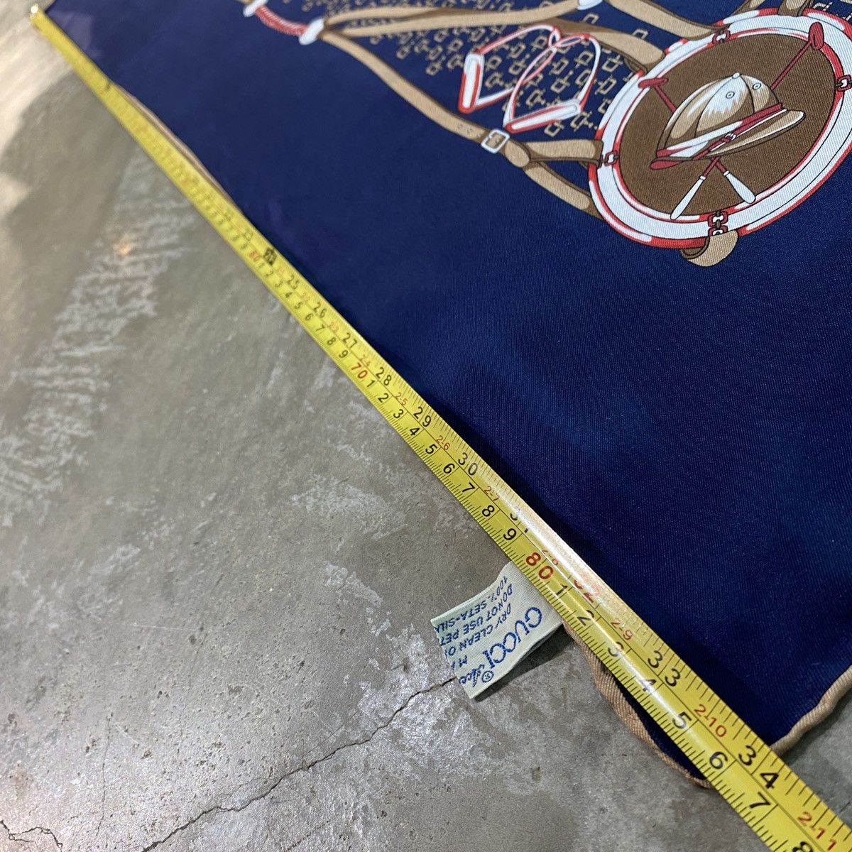 Vintage Vintage Gucci Silk Scarves . Size ONE SIZE - 10 Thumbnail
