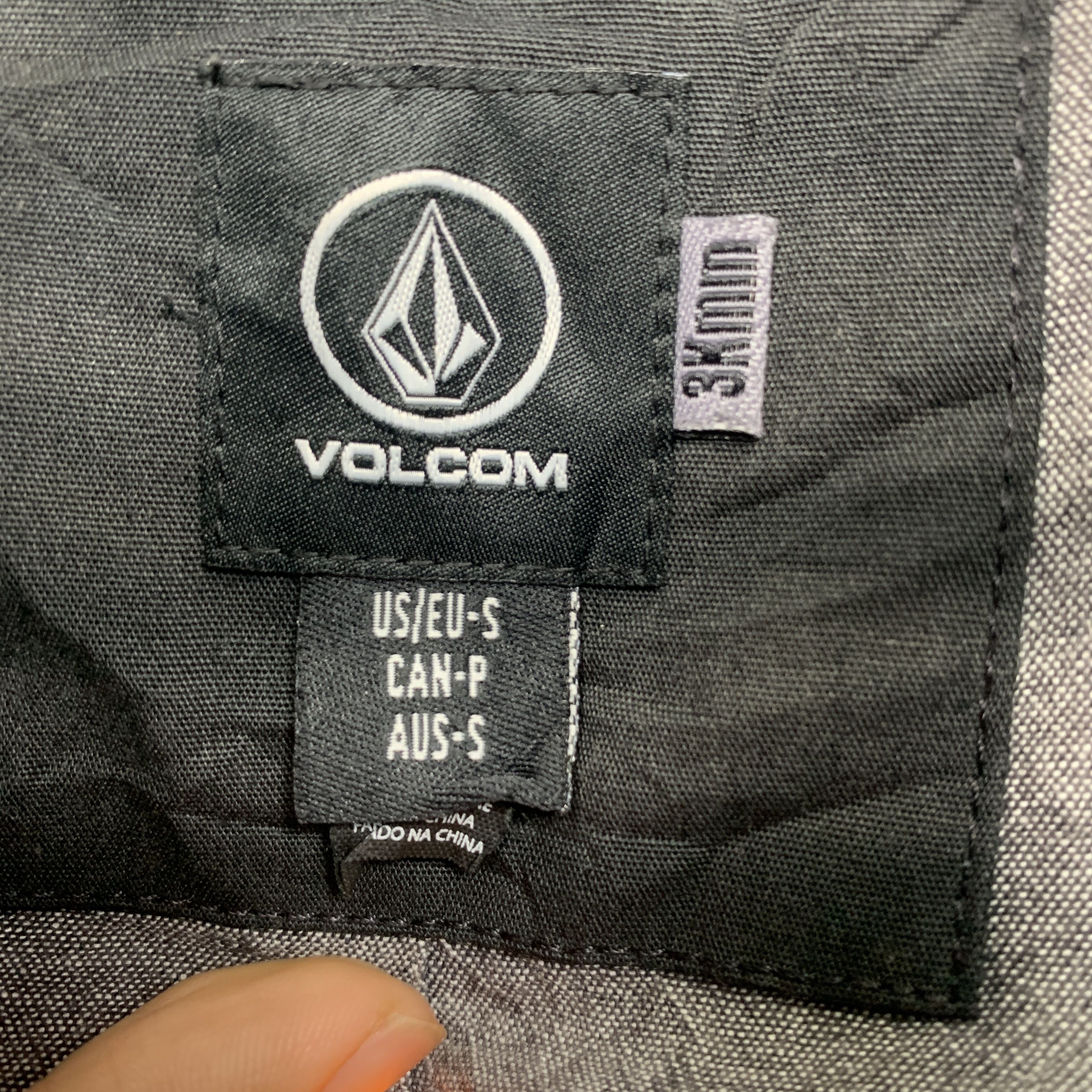 Volcom Vintage VOLCOM Zip Up Hoodie Jacket Nice Design J0255 Size US S / EU 44-46 / 1 - 16 Thumbnail