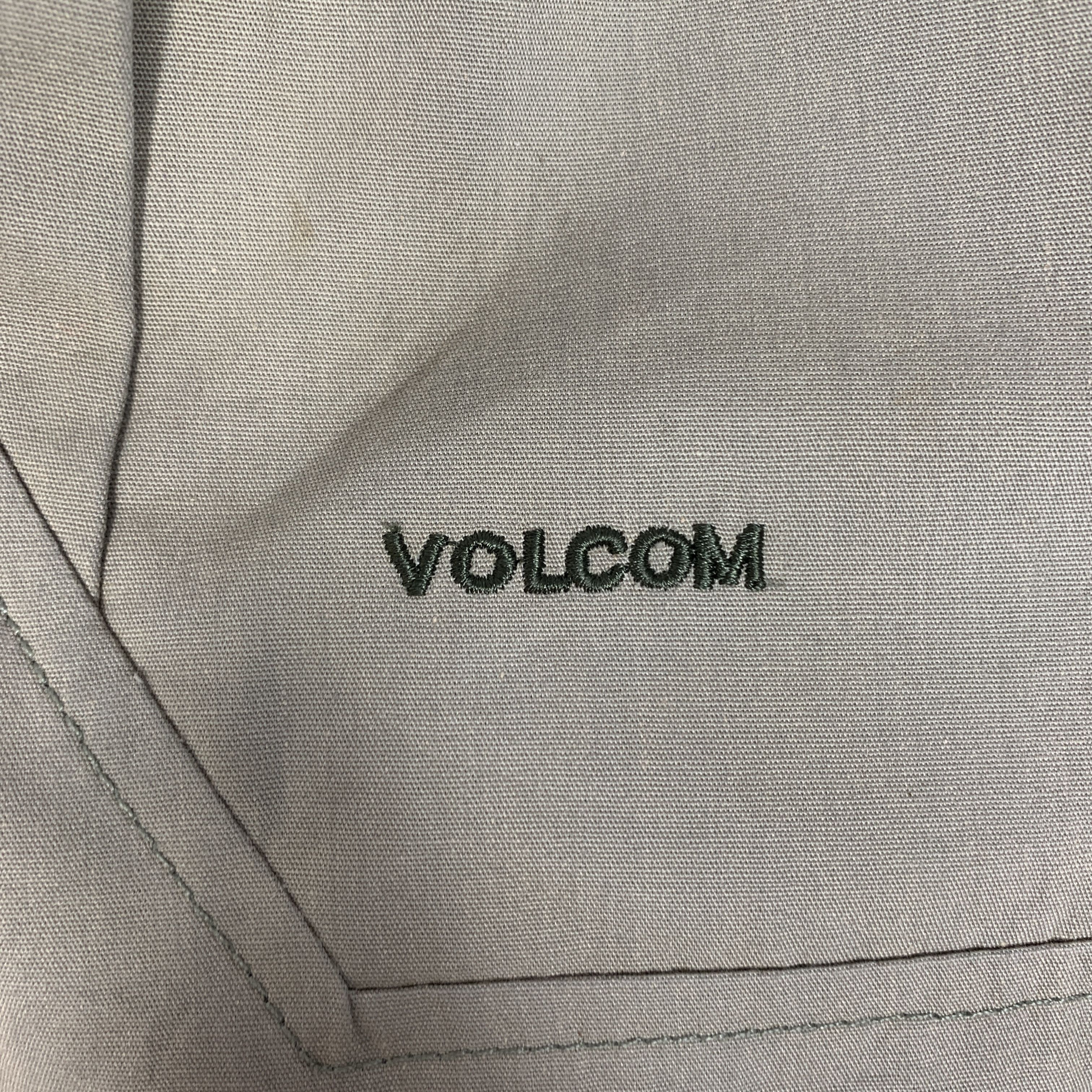 Volcom Vintage VOLCOM Zip Up Hoodie Jacket Nice Design J0255 Size US S / EU 44-46 / 1 - 6 Thumbnail