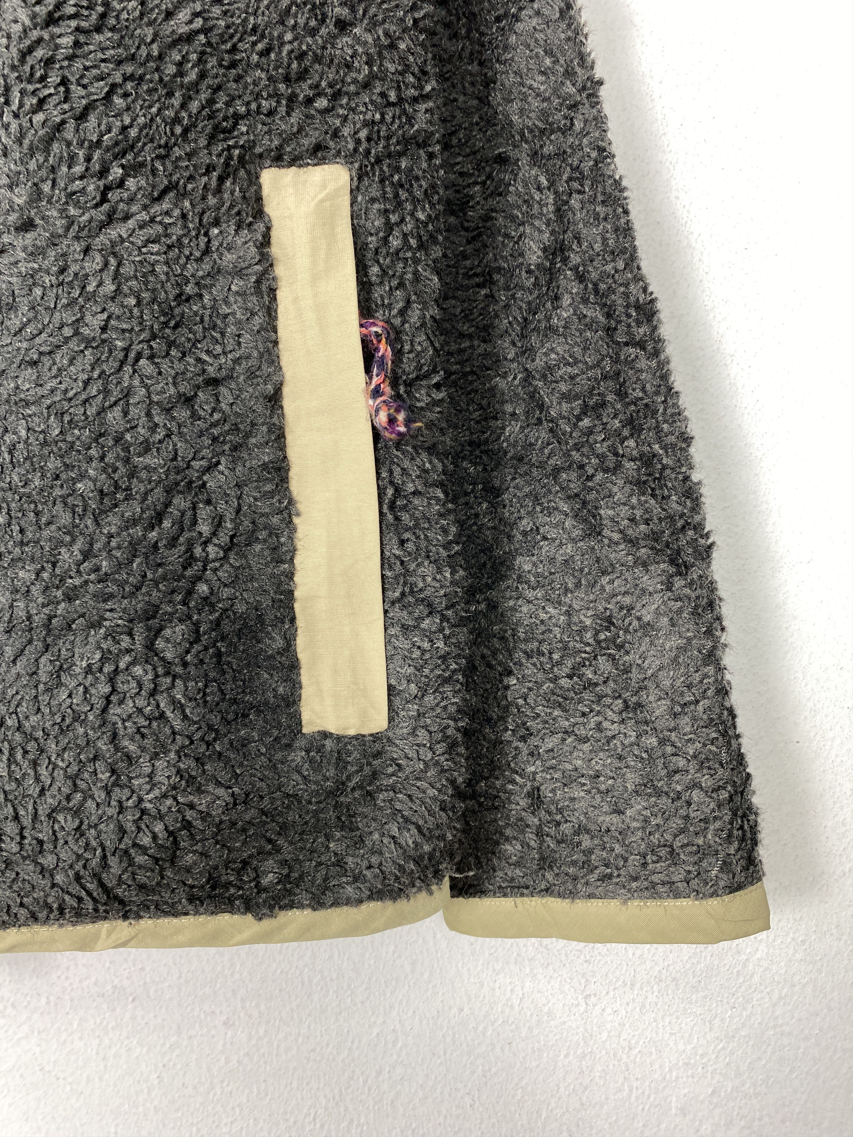 Japanese Brand Vintage Cube Sugar Hoodie Sherpa Zip Up Jacket J1567 Size US S / EU 44-46 / 1 - 4 Thumbnail