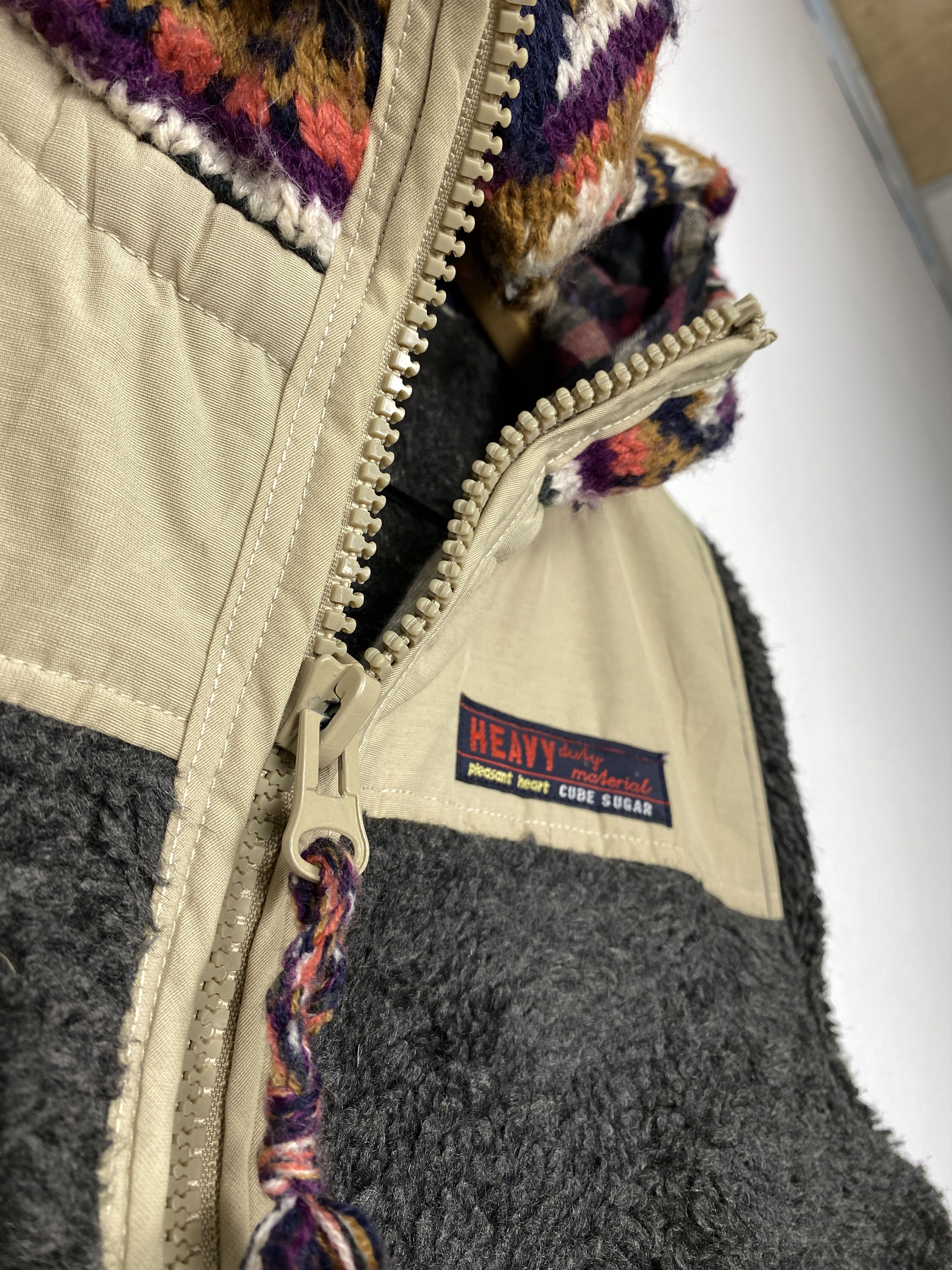 Japanese Brand Vintage Cube Sugar Hoodie Sherpa Zip Up Jacket J1567 Size US S / EU 44-46 / 1 - 6 Thumbnail