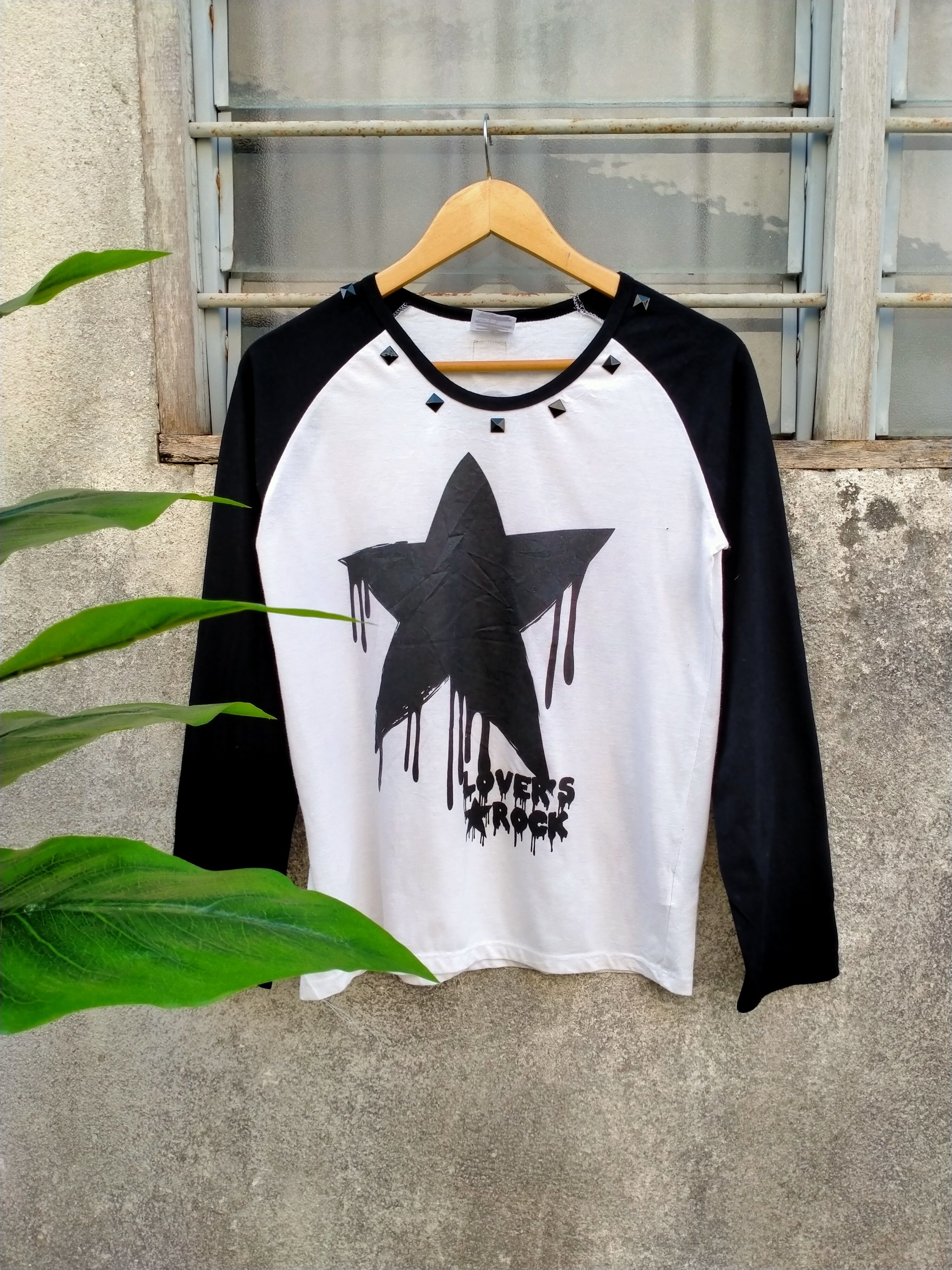 Other Vintage Lovers Rock Skull Long Sleeve Size M / US 6-8 / IT 42-44 - 2 Thumbnail