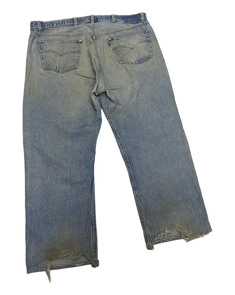Levi's Vintage Clothing VINTAGE LEVIS 501 MADE IN USA DISTRESSED BAGGY DENIM PANTS Size US 42 / EU 58 - 13 Thumbnail