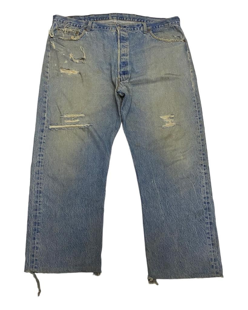 Levi's Vintage Clothing VINTAGE LEVIS 501 MADE IN USA DISTRESSED BAGGY DENIM PANTS Size US 42 / EU 58 - 1 Thumbnail