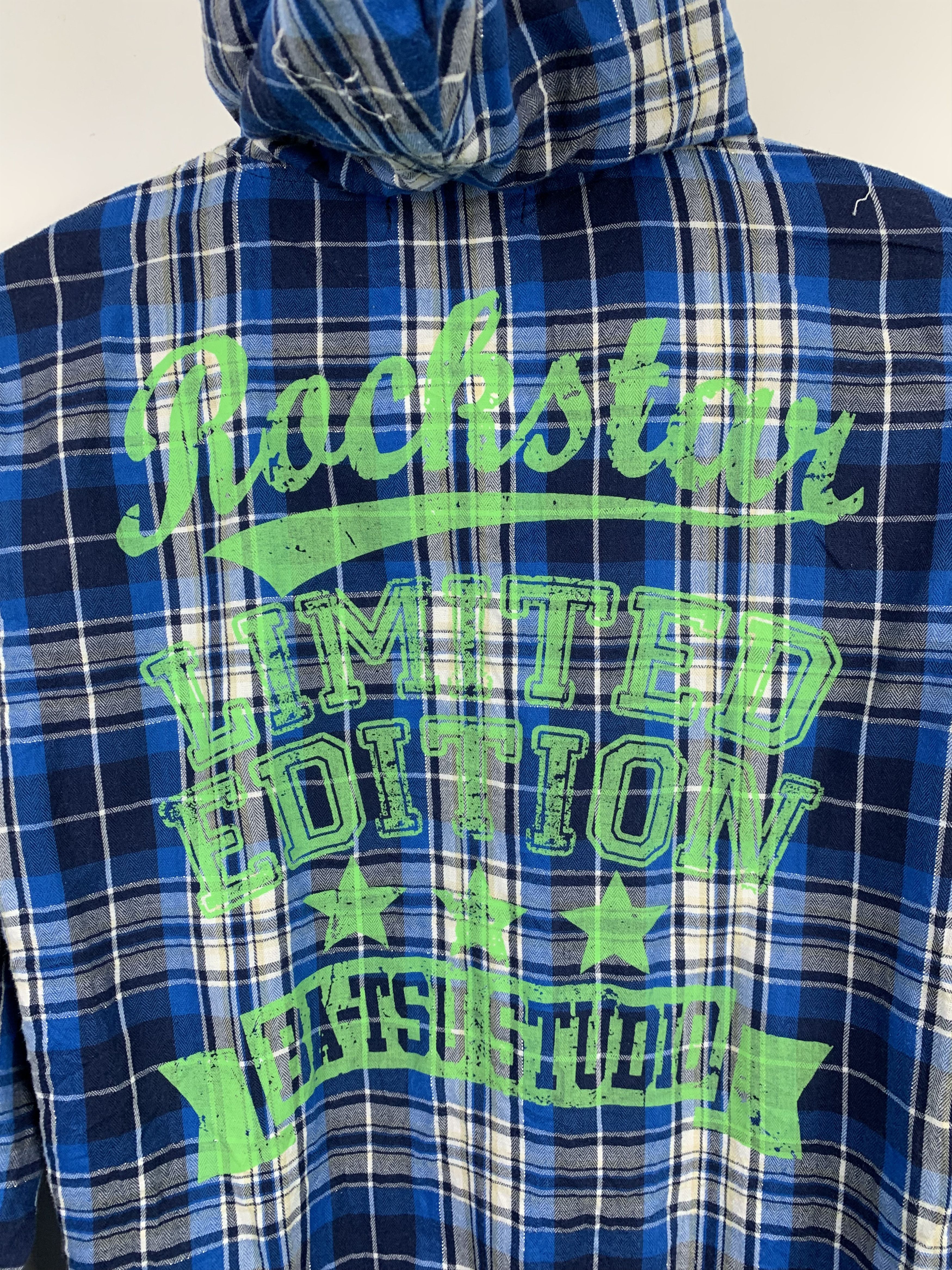 Japanese Brand Vintage Japanese Brand Checkered Jacket With Hoodie J0269 Size US S / EU 44-46 / 1 - 11 Thumbnail