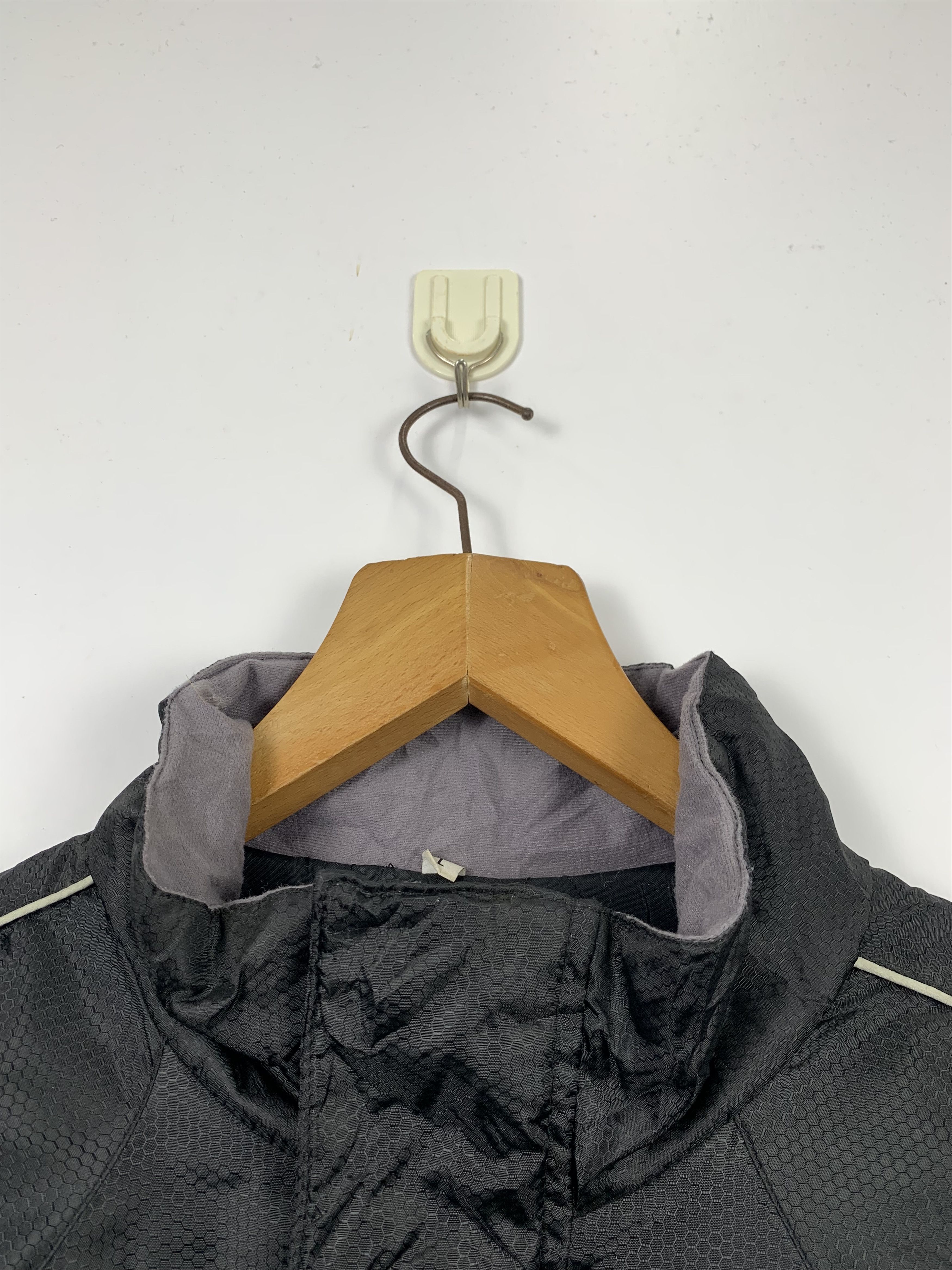 Japanese Brand Vintage YOKOHAMA X ICE GUARD Windbreaker Jacket J0353 Size US L / EU 52-54 / 3 - 8 Thumbnail