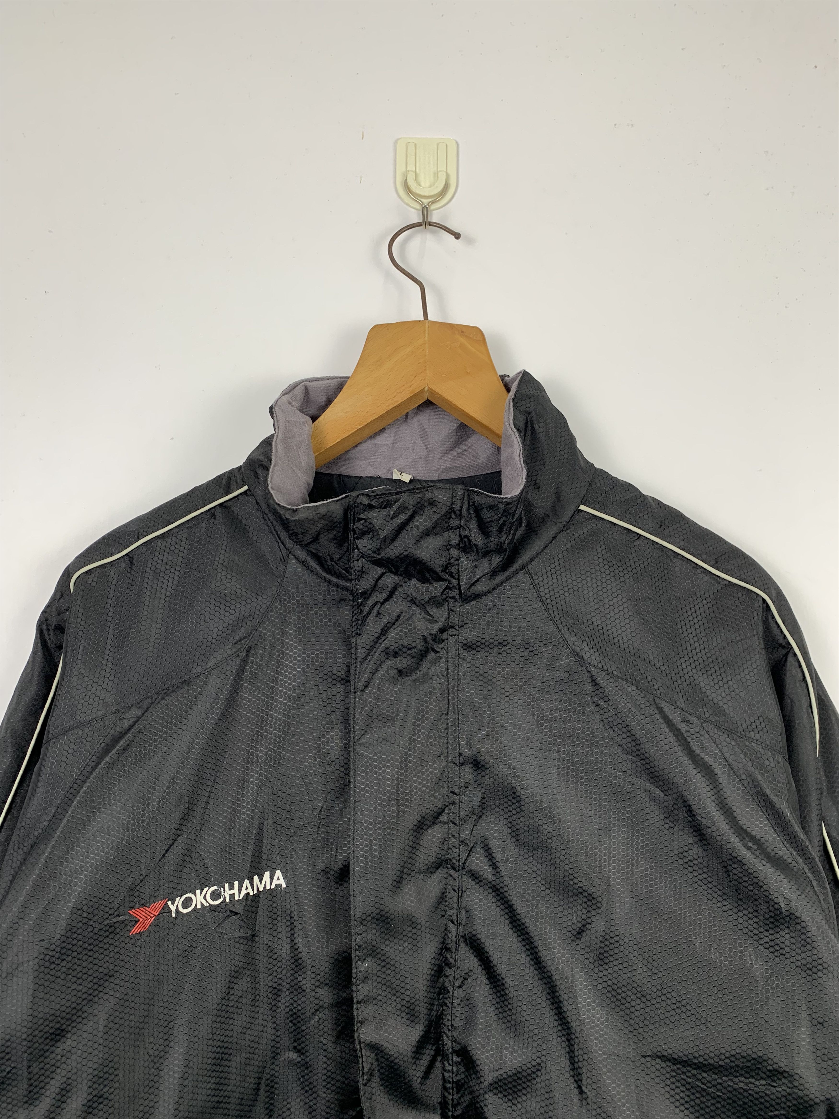 Japanese Brand Vintage YOKOHAMA X ICE GUARD Windbreaker Jacket J0353 Size US L / EU 52-54 / 3 - 3 Thumbnail