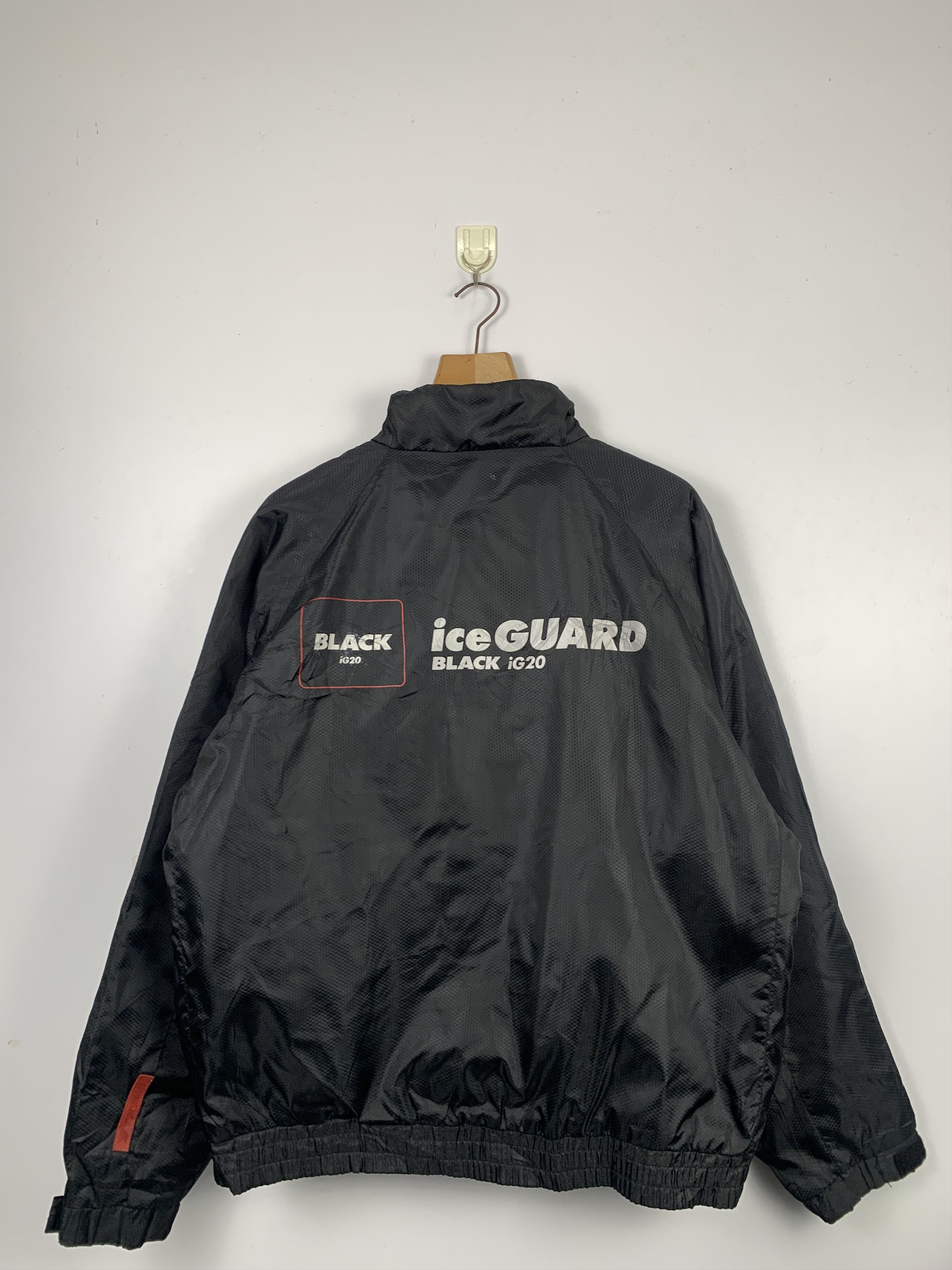 Japanese Brand Vintage YOKOHAMA X ICE GUARD Windbreaker Jacket J0353 Size US L / EU 52-54 / 3 - 1 Thumbnail