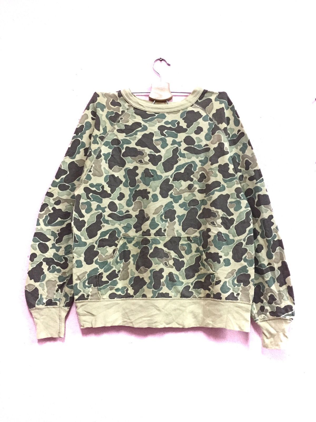 Other GREEN CAMO SLEEVE CREWNECK SWEATSHIRT BEATHING APE DESIGN Size US S / EU 44-46 / 1 - 1 Thumbnail
