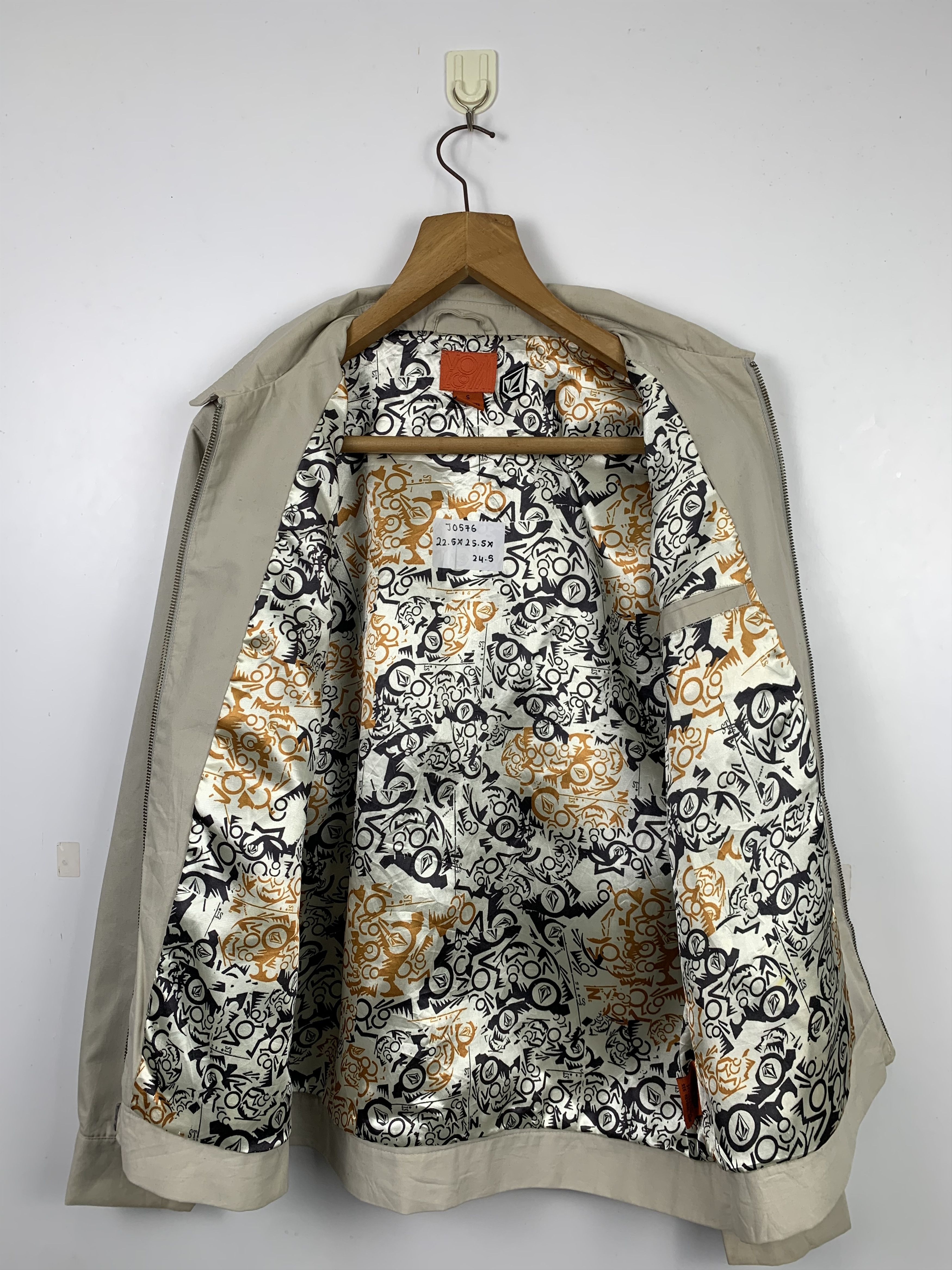 Volcom Vintage Volcom Jackets Abstract Patterned Lining J0576 Size US S / EU 44-46 / 1 - 10 Thumbnail