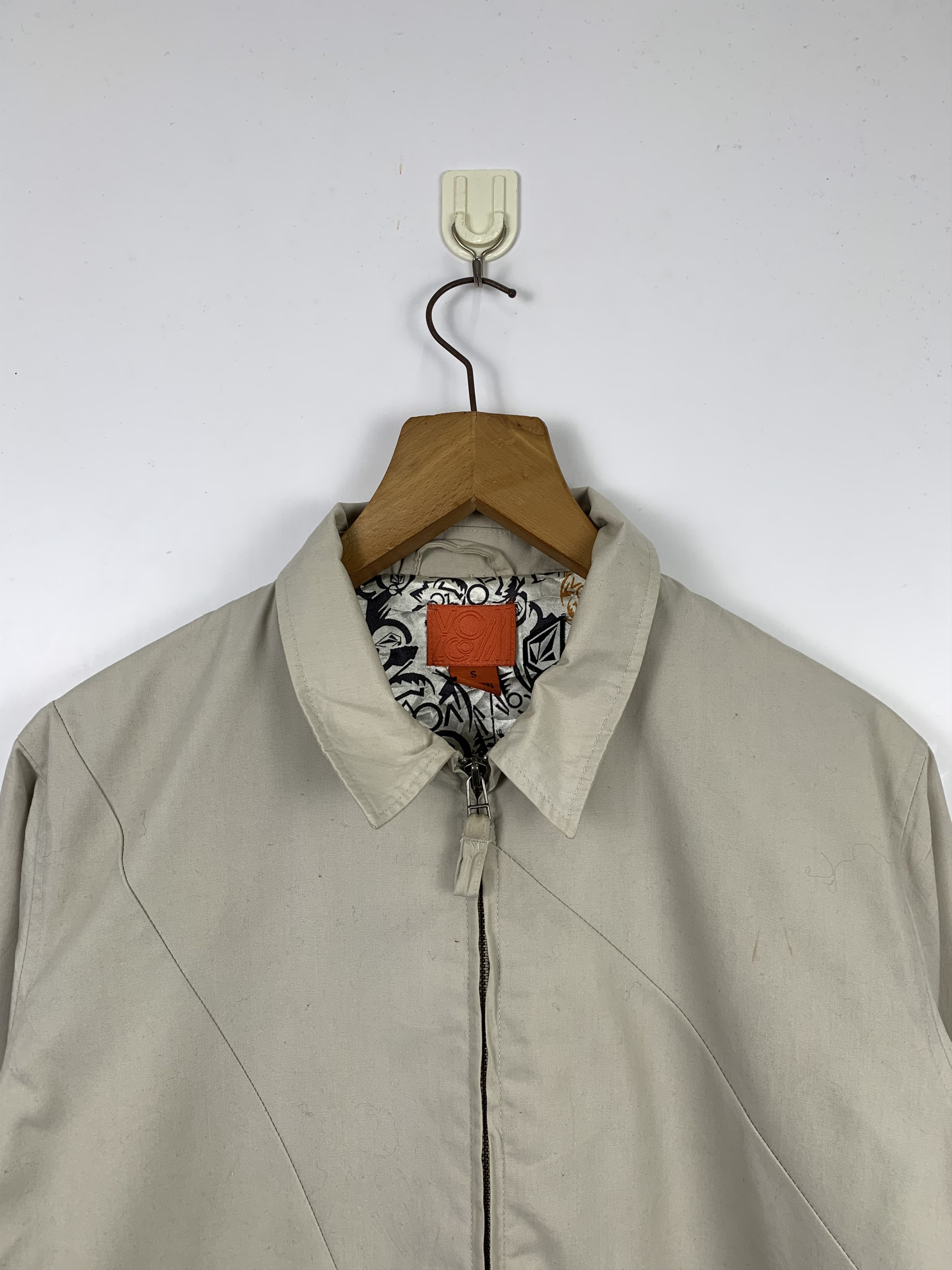 Volcom Vintage Volcom Jackets Abstract Patterned Lining J0576 Size US S / EU 44-46 / 1 - 2 Thumbnail
