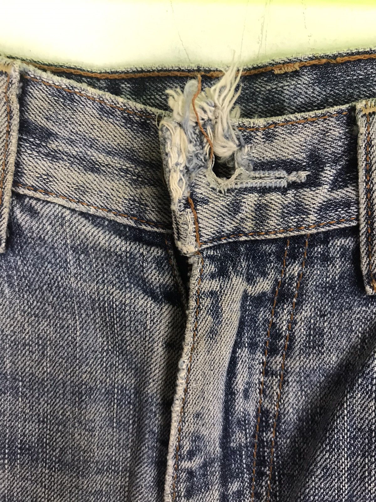 Levi's Vintage Clothing Vintage 90s Levi’s & Strauss Lot 504 Beauty Fade Jeans Size US 29 - 12 Thumbnail