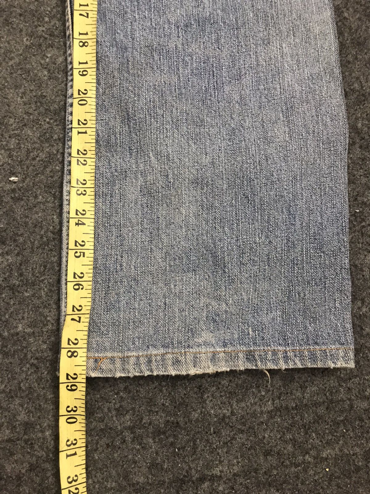 Levi's Vintage Clothing Vintage 90s Levi’s & Strauss Lot 504 Beauty Fade Jeans Size US 29 - 6 Thumbnail