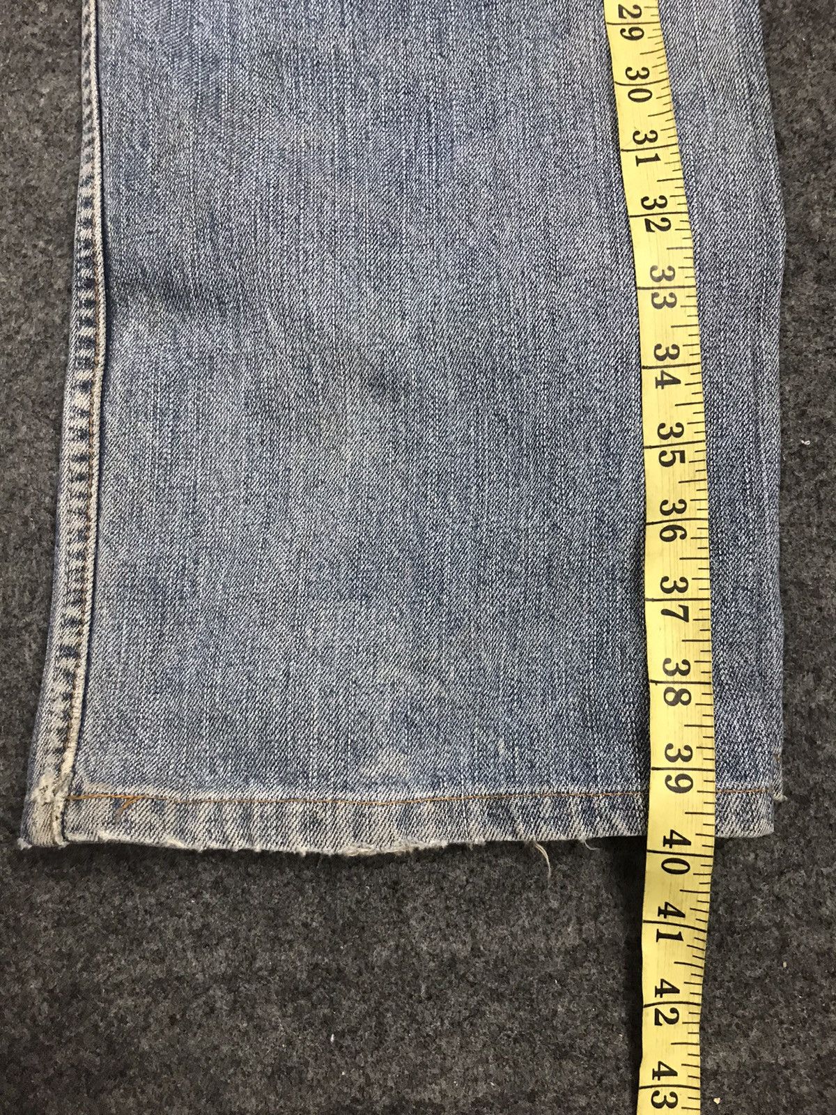 Levi's Vintage Clothing Vintage 90s Levi’s & Strauss Lot 504 Beauty Fade Jeans Size US 29 - 7 Thumbnail