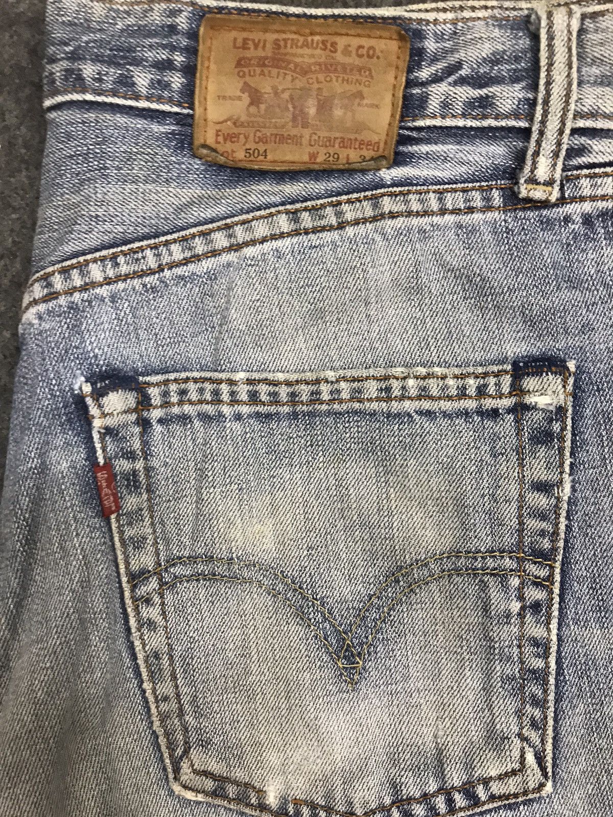 Levi's Vintage Clothing Vintage 90s Levi’s & Strauss Lot 504 Beauty Fade Jeans Size US 29 - 3 Thumbnail