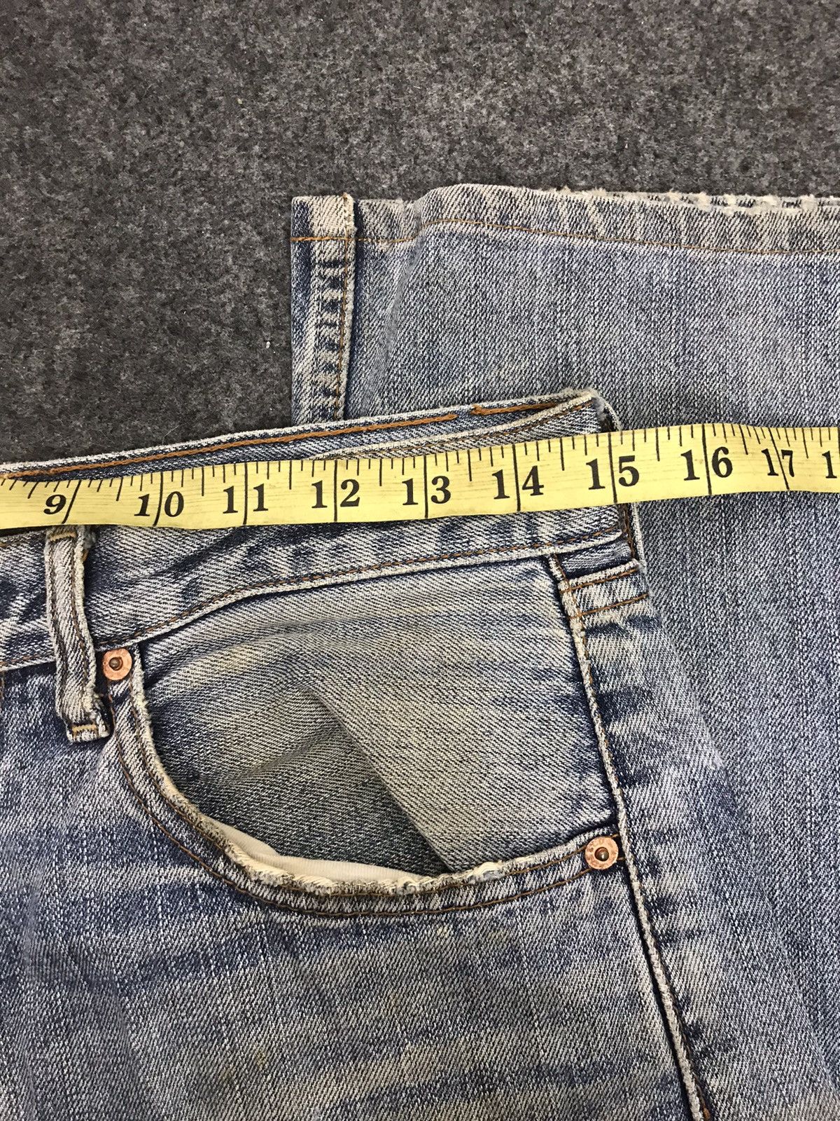 Levi's Vintage Clothing Vintage 90s Levi’s & Strauss Lot 504 Beauty Fade Jeans Size US 29 - 5 Thumbnail