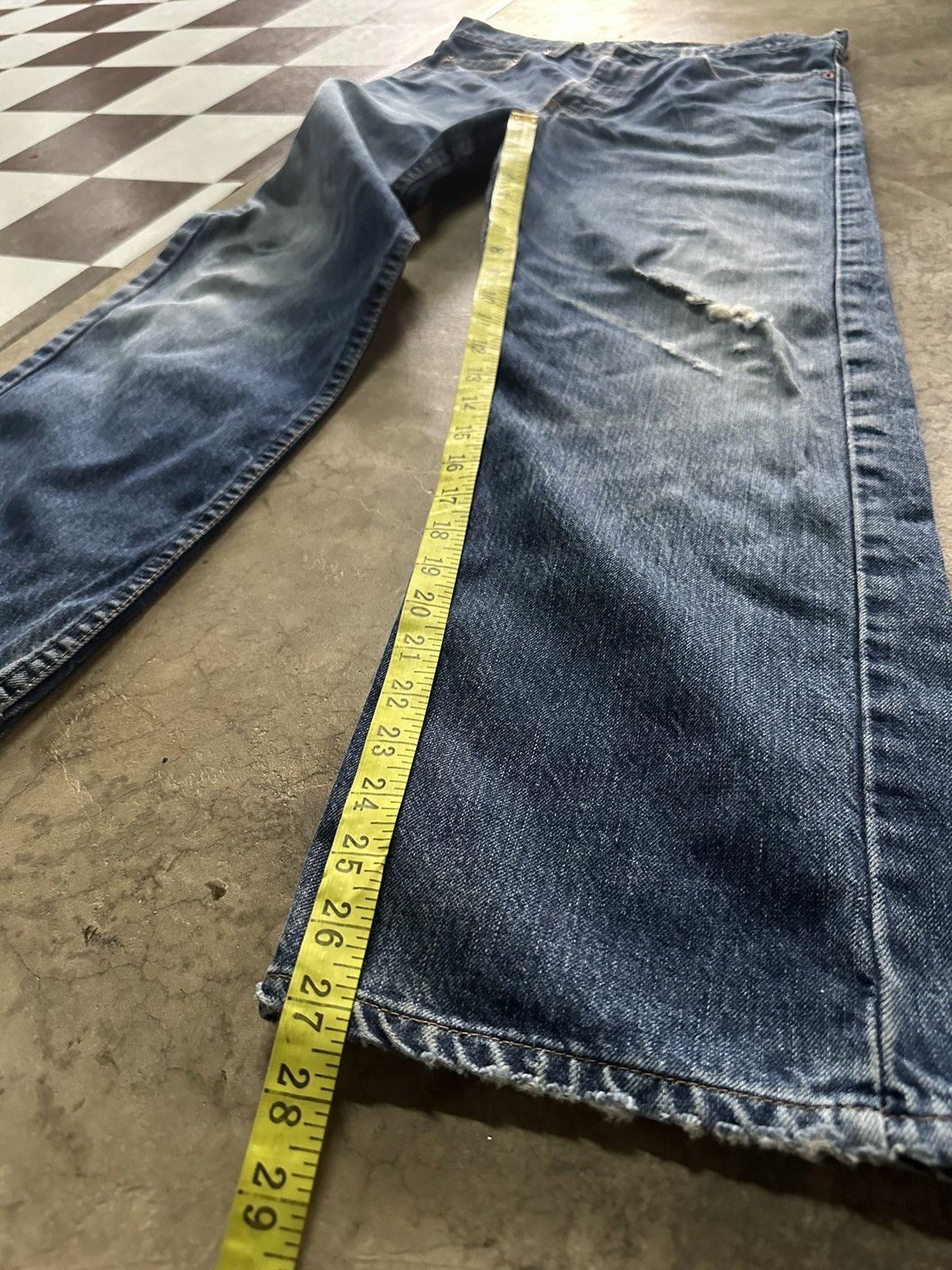Levi's 31x27 Vintage Levi’s 501 dark blue denim jeans Size US 31 - 8 Thumbnail