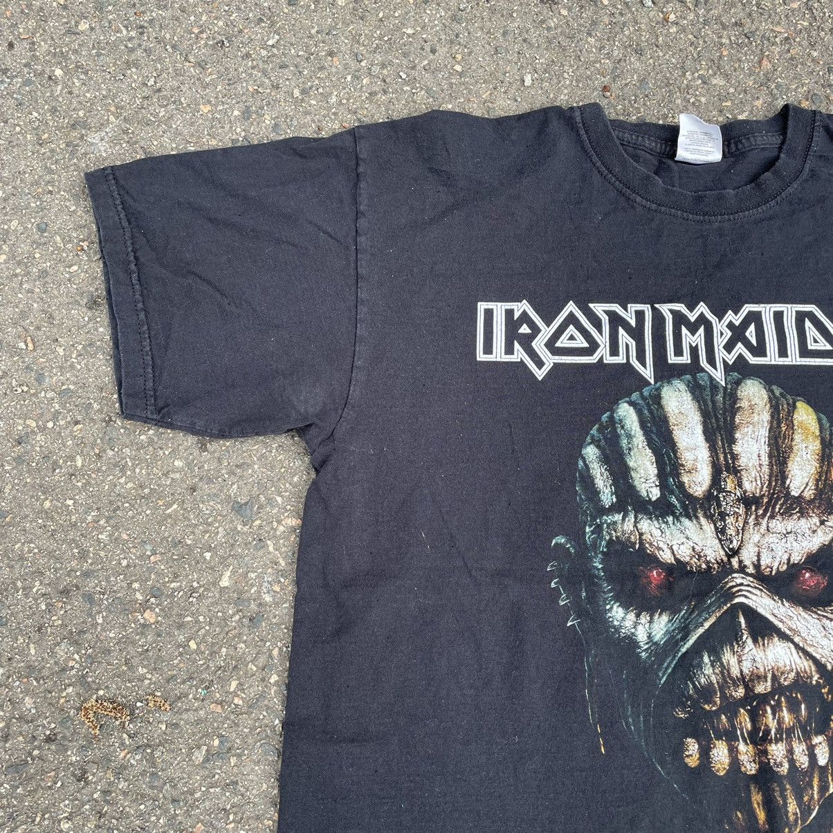 Vintage Vintage 90s Iron Maiden Faded Band Tee Graphic Grunge Slim L Size US L / EU 52-54 / 3 - 4 Thumbnail