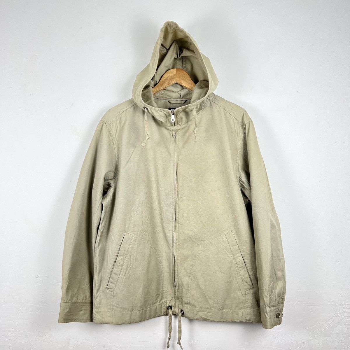 image of Vintage Uniqlo Cotton Parka Hooded in Grey, Men's (Size Medium)