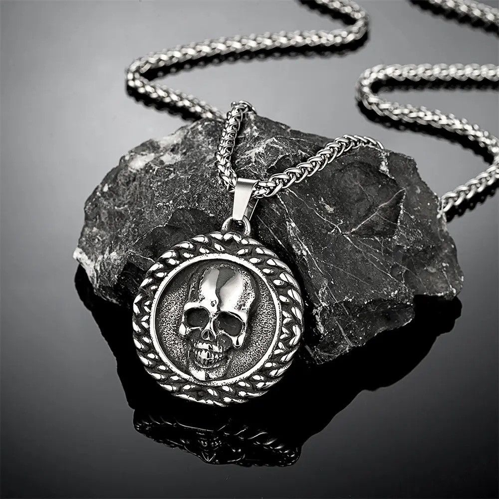 Jewelry Domineering Skull Pendant Necklace Size ONE SIZE - 1 Thumbnail