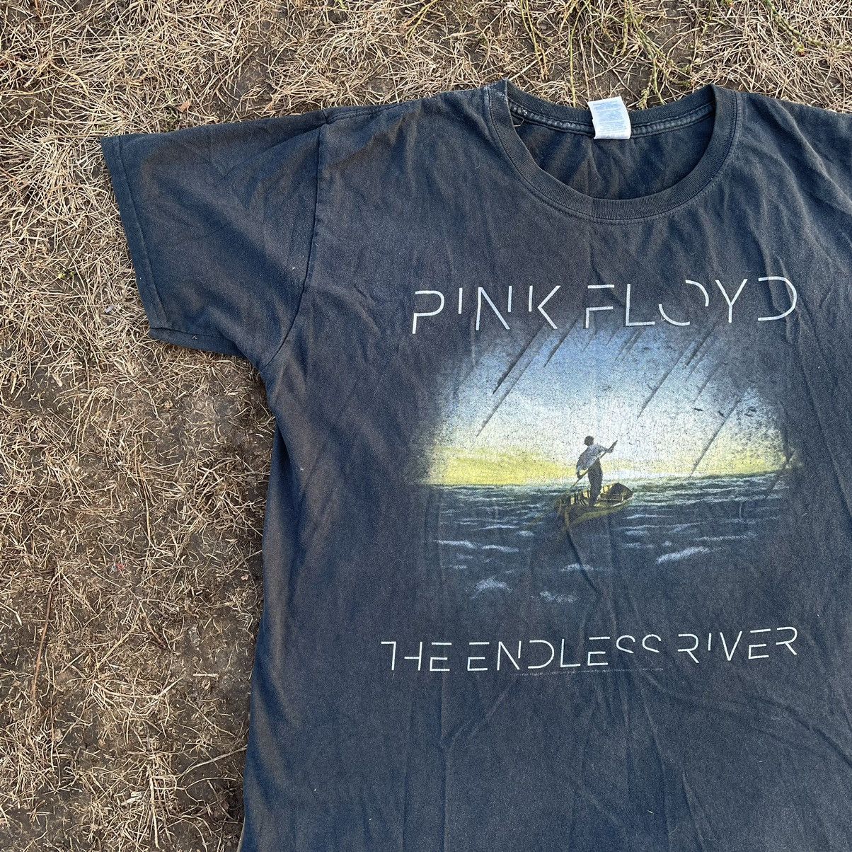 Vintage Vintage 90s Pink Floyd Endless River Sun Faded Band Tee XL Size US XL / EU 56 / 4 - 4 Thumbnail