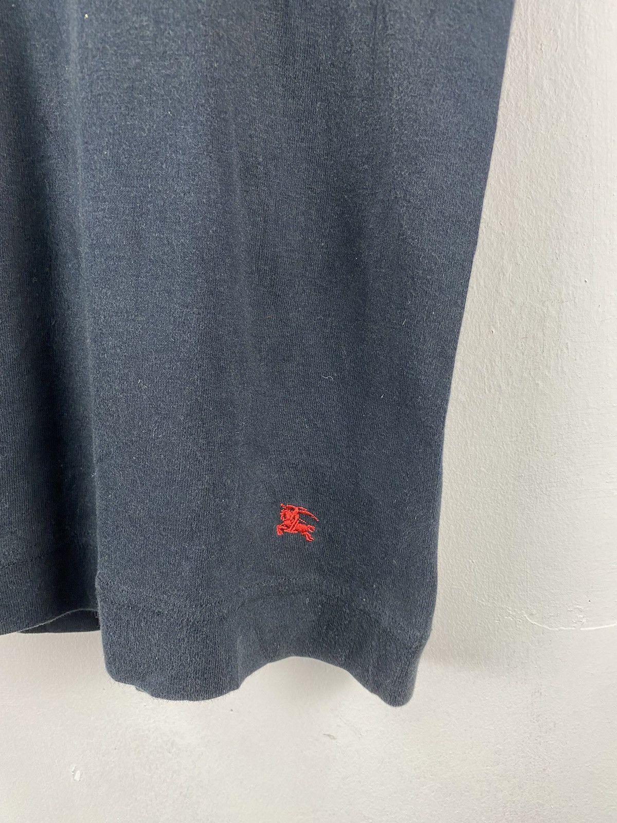 Burberry Vintage burberry japan tshirt nova check Size US S / EU 44-46 / 1 - 6 Thumbnail