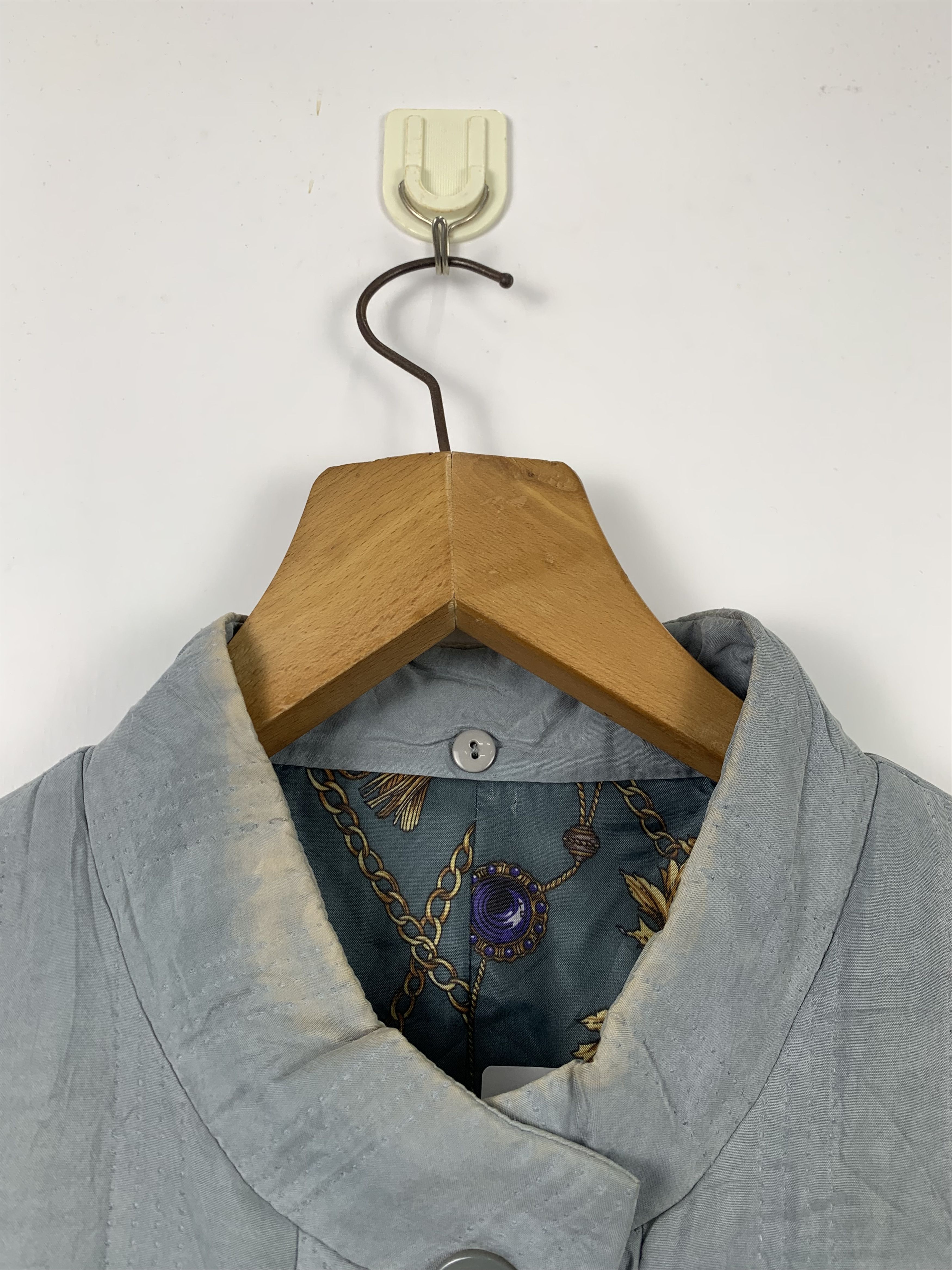 Japanese Brand × Traditional Weatherwear × Vintage Vintage Japanese Brand Luxury Lining Pattern Button Jacket Size US S / EU 44-46 / 1 - 6 Thumbnail