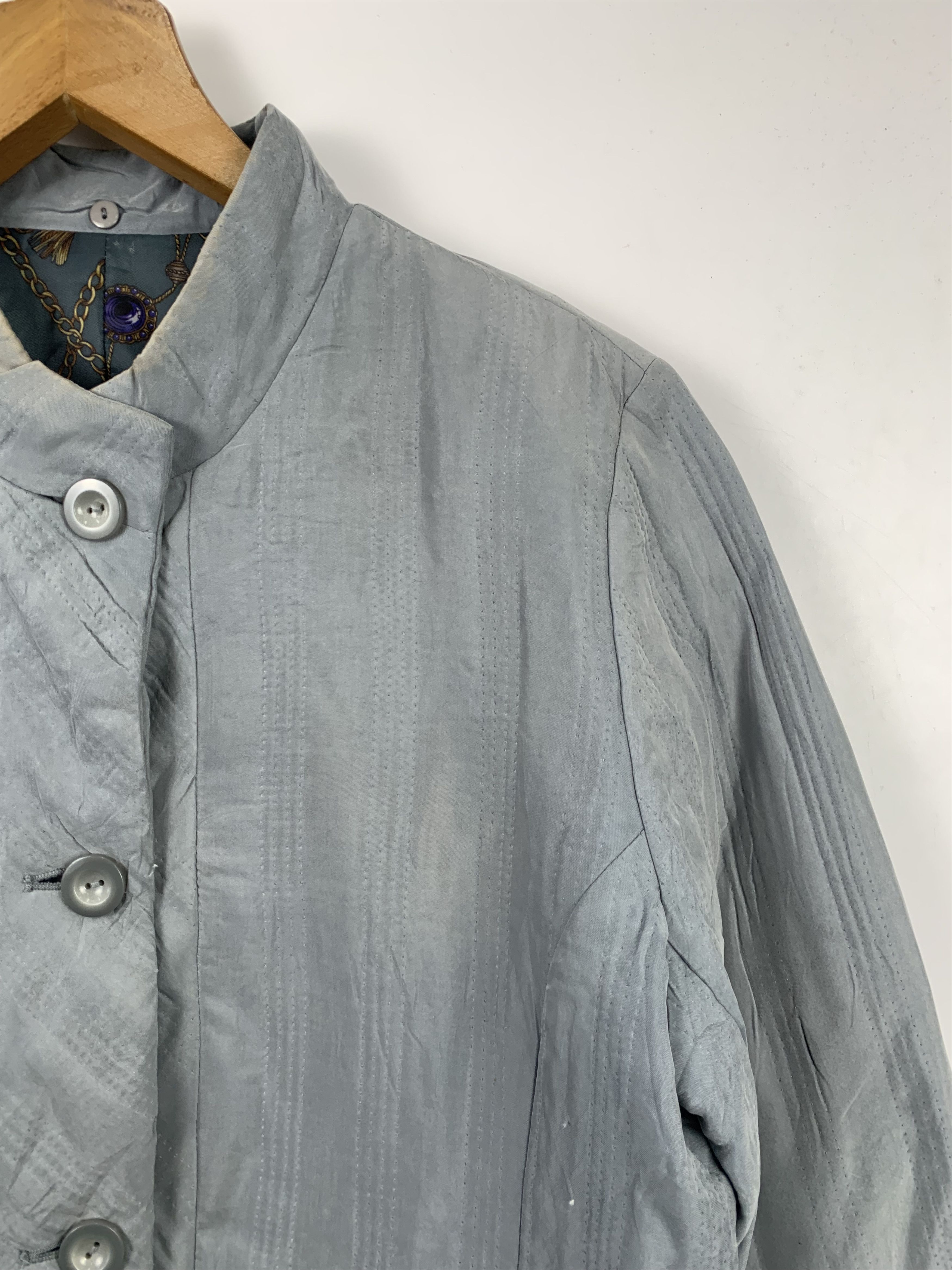 Japanese Brand × Traditional Weatherwear × Vintage Vintage Japanese Brand Luxury Lining Pattern Button Jacket Size US S / EU 44-46 / 1 - 4 Thumbnail