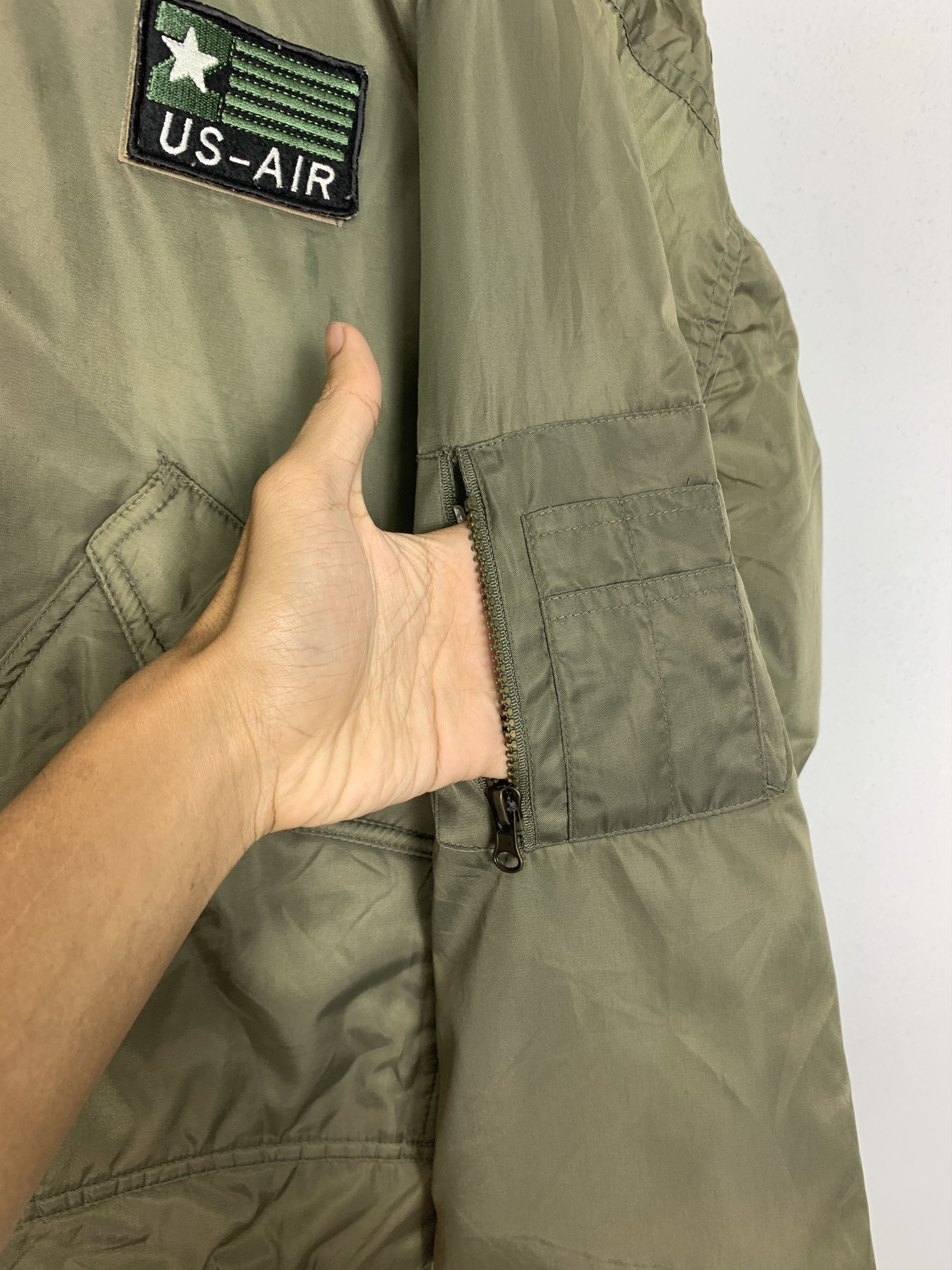 Vintage Vintage BLACK EAGLE Bomber Jackets US-AIR J0762 Size US L / EU 52-54 / 3 - 10 Thumbnail