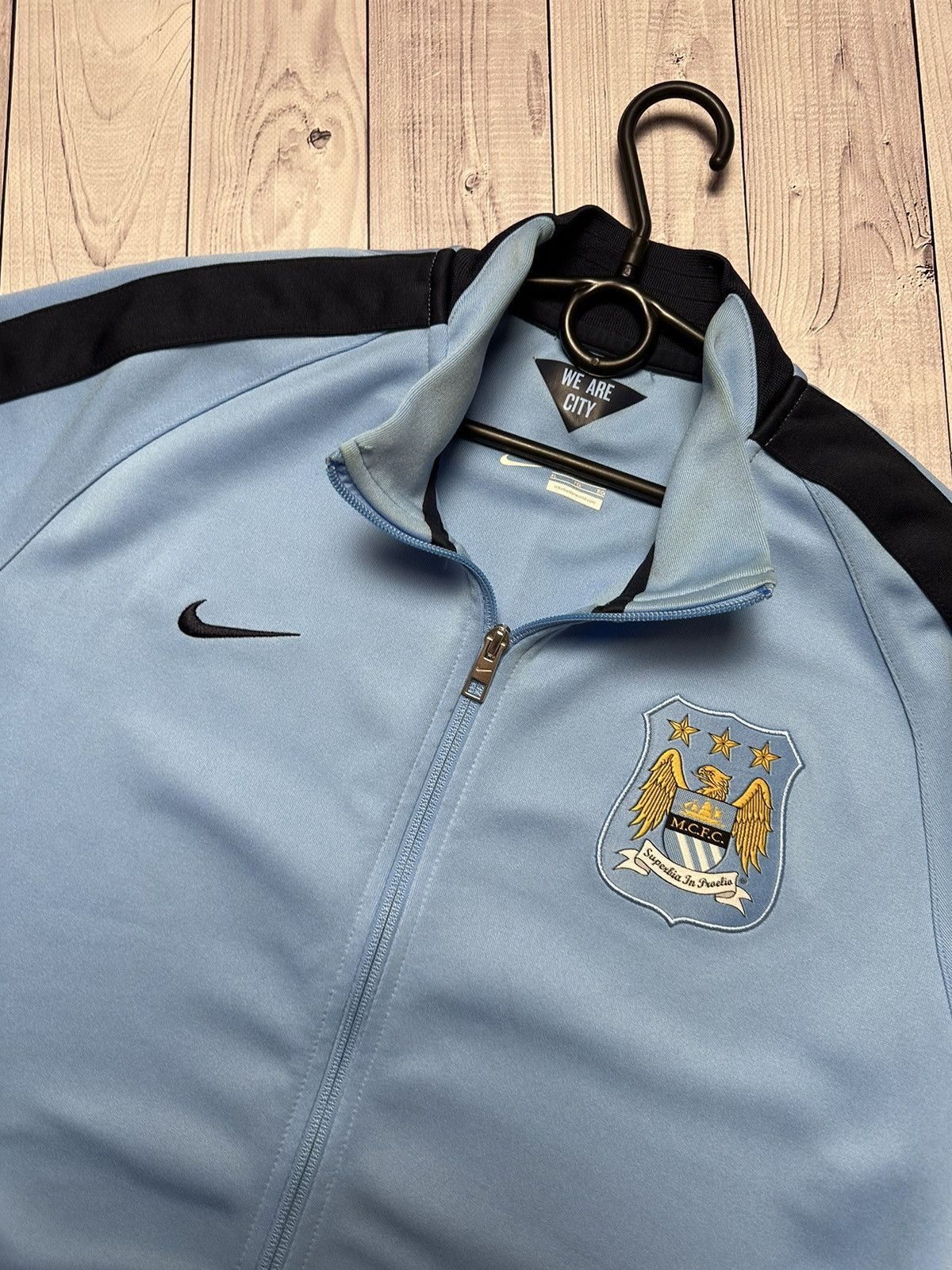 Vintage Vintage Nike Manchester City soccer track jacket size XL Size US XL / EU 56 / 4 - 3 Thumbnail