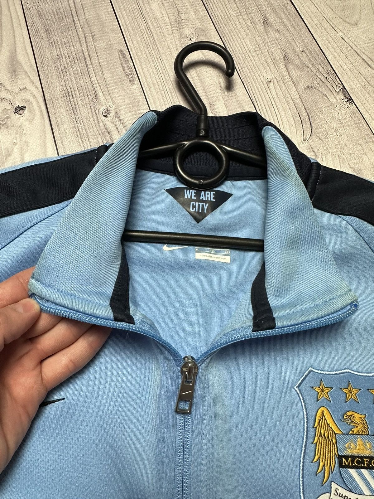 Vintage Vintage Nike Manchester City soccer track jacket size XL Size US XL / EU 56 / 4 - 4 Thumbnail