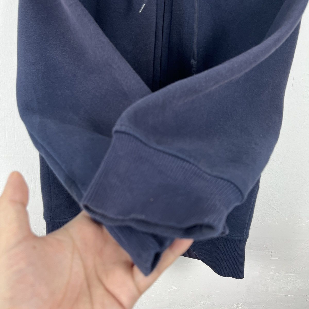 Uniqlo UNIQLO Fleece Lining SunFaded Hoodie Sweater J0106 Size US S / EU 44-46 / 1 - 4 Thumbnail
