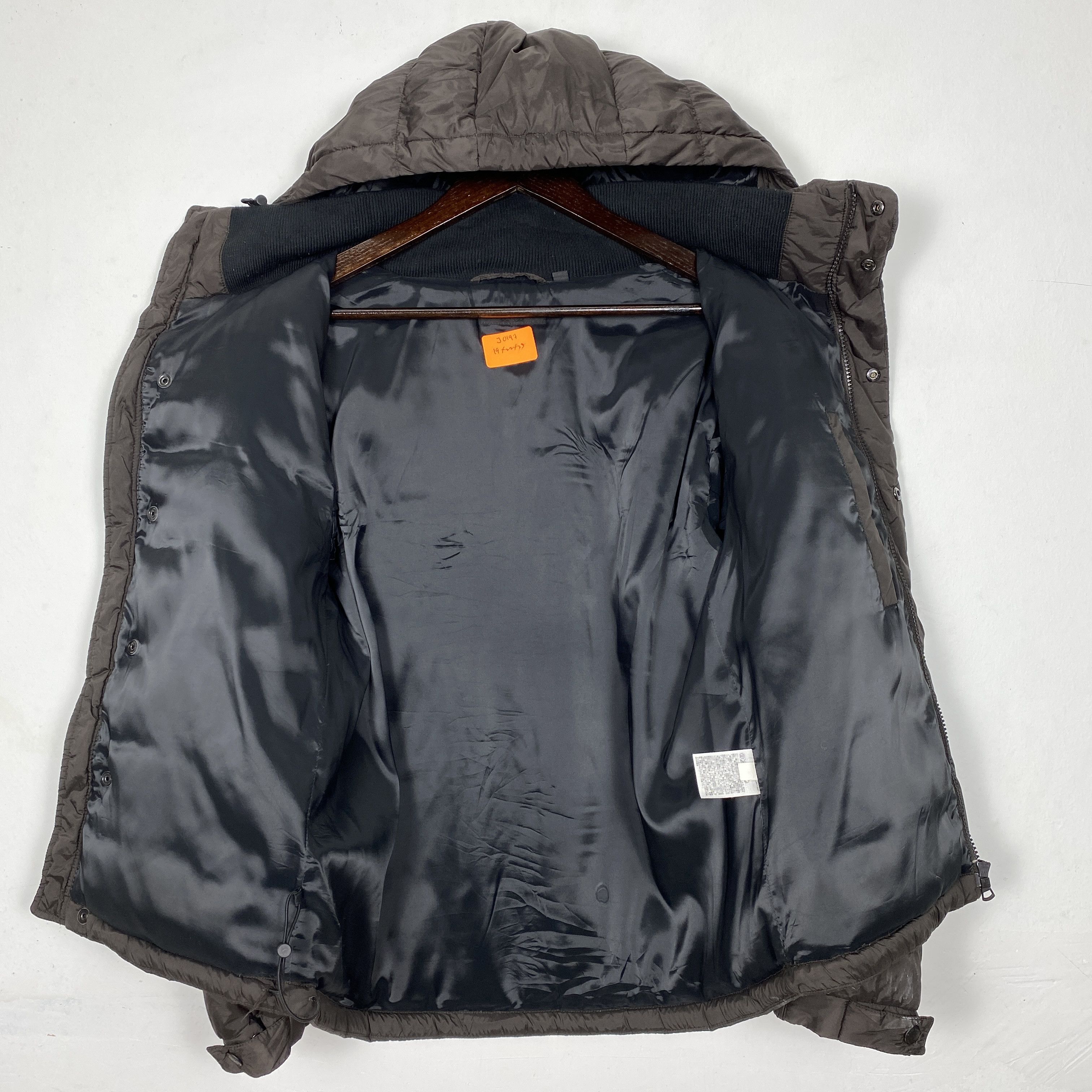 Uniqlo Vintage Uniqlo Puffer Hoodie Winter Jacket J0197 Size US S / EU 44-46 / 1 - 15 Thumbnail
