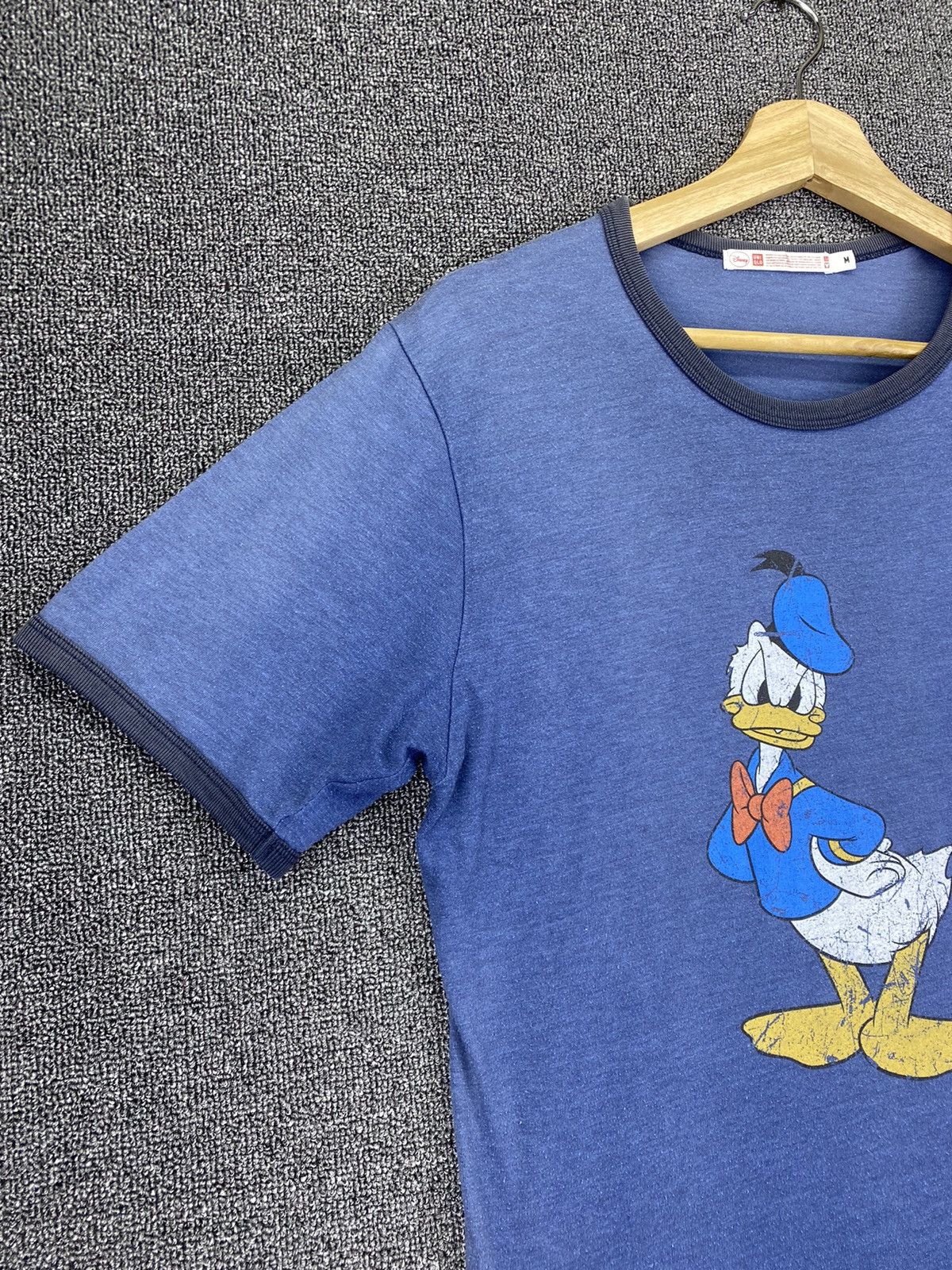 Disney Vintage Uniqlo X Donald Duck Disney Ringer Tee Shirts Size US M / EU 48-50 / 2 - 7 Thumbnail